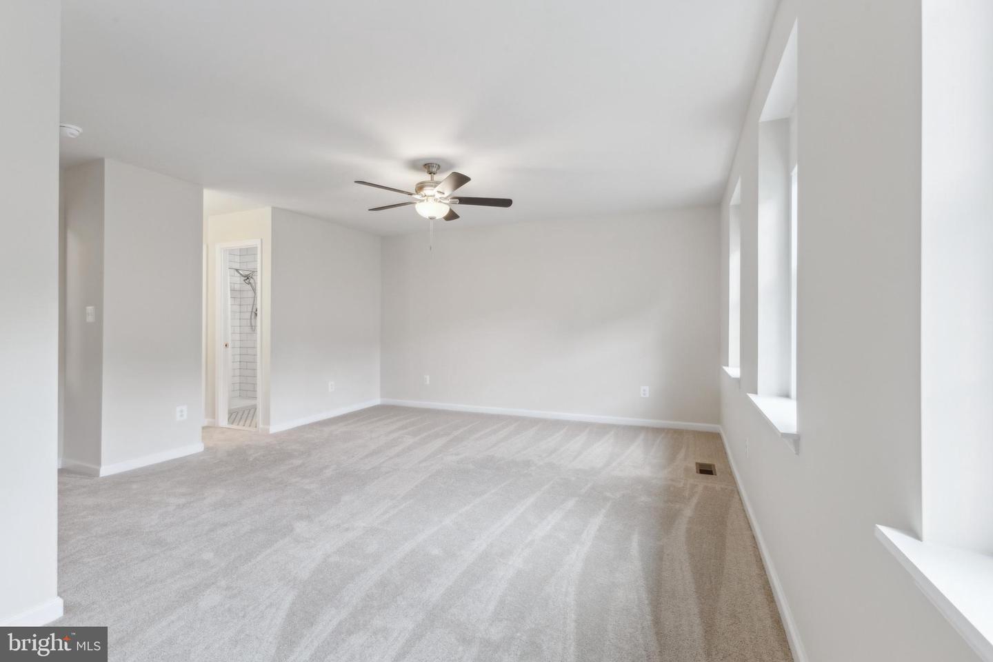 2279 DOUBLE EAGLE CT, RESTON, Virginia 20191, 3 Bedrooms Bedrooms, ,2 BathroomsBathrooms,Residential,For sale,2279 DOUBLE EAGLE CT,VAFX2238300 MLS # VAFX2238300