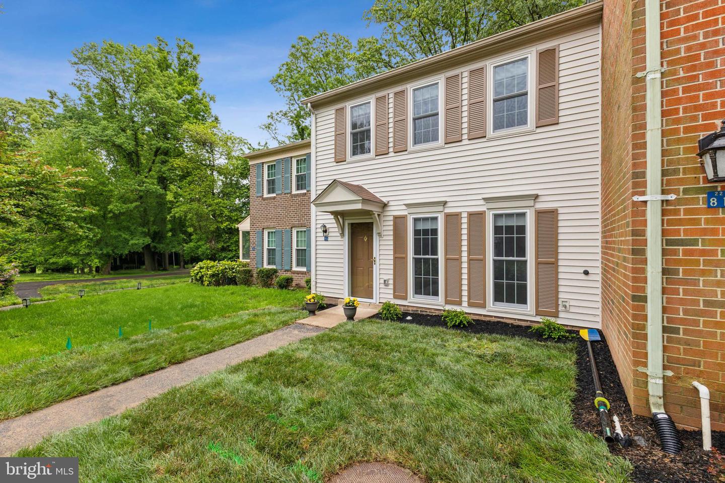 2279 DOUBLE EAGLE CT, RESTON, Virginia 20191, 3 Bedrooms Bedrooms, ,2 BathroomsBathrooms,Residential,For sale,2279 DOUBLE EAGLE CT,VAFX2238300 MLS # VAFX2238300