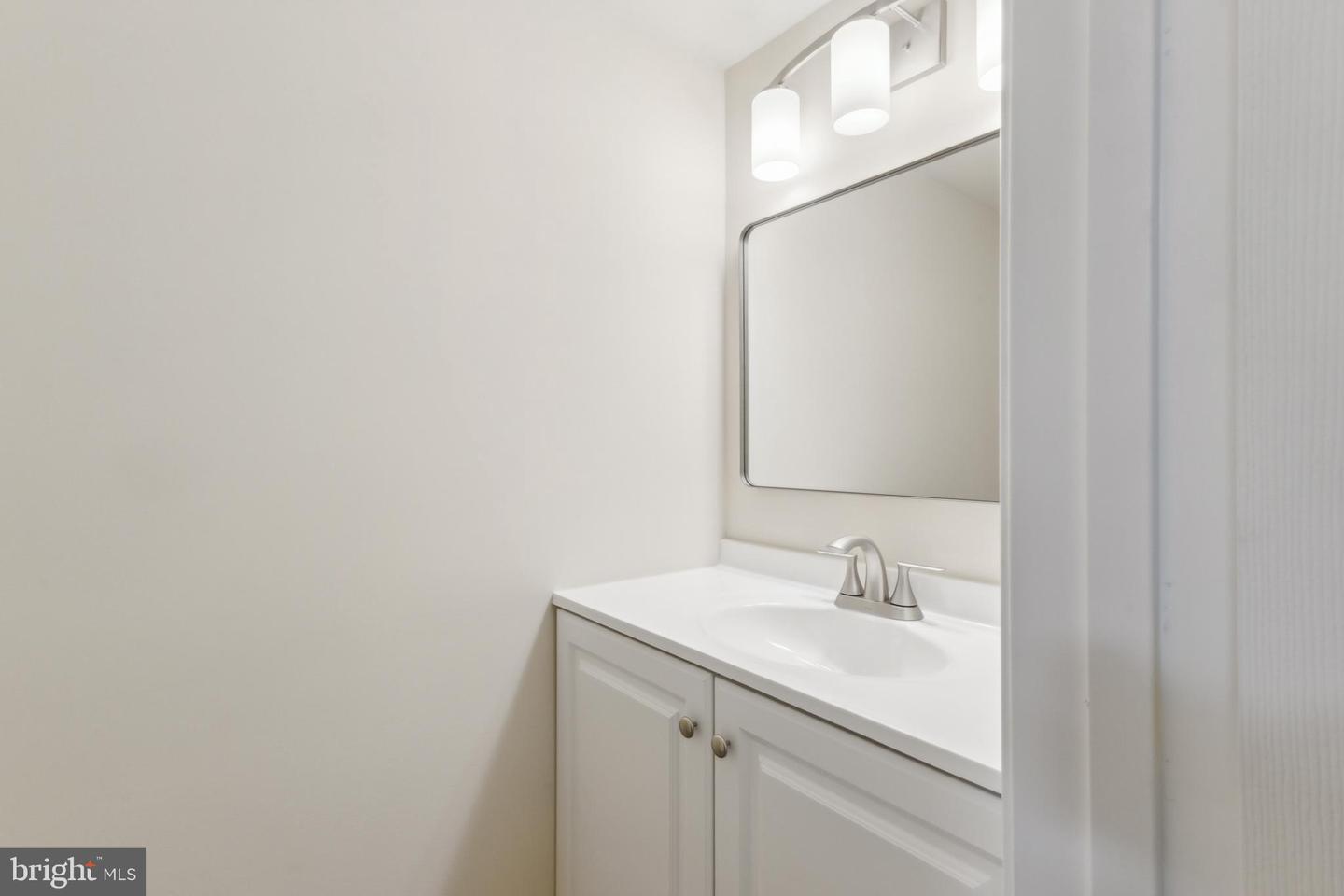 2279 DOUBLE EAGLE CT, RESTON, Virginia 20191, 3 Bedrooms Bedrooms, ,2 BathroomsBathrooms,Residential,For sale,2279 DOUBLE EAGLE CT,VAFX2238300 MLS # VAFX2238300