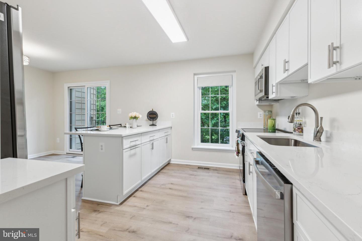 2279 DOUBLE EAGLE CT, RESTON, Virginia 20191, 3 Bedrooms Bedrooms, ,2 BathroomsBathrooms,Residential,For sale,2279 DOUBLE EAGLE CT,VAFX2238300 MLS # VAFX2238300