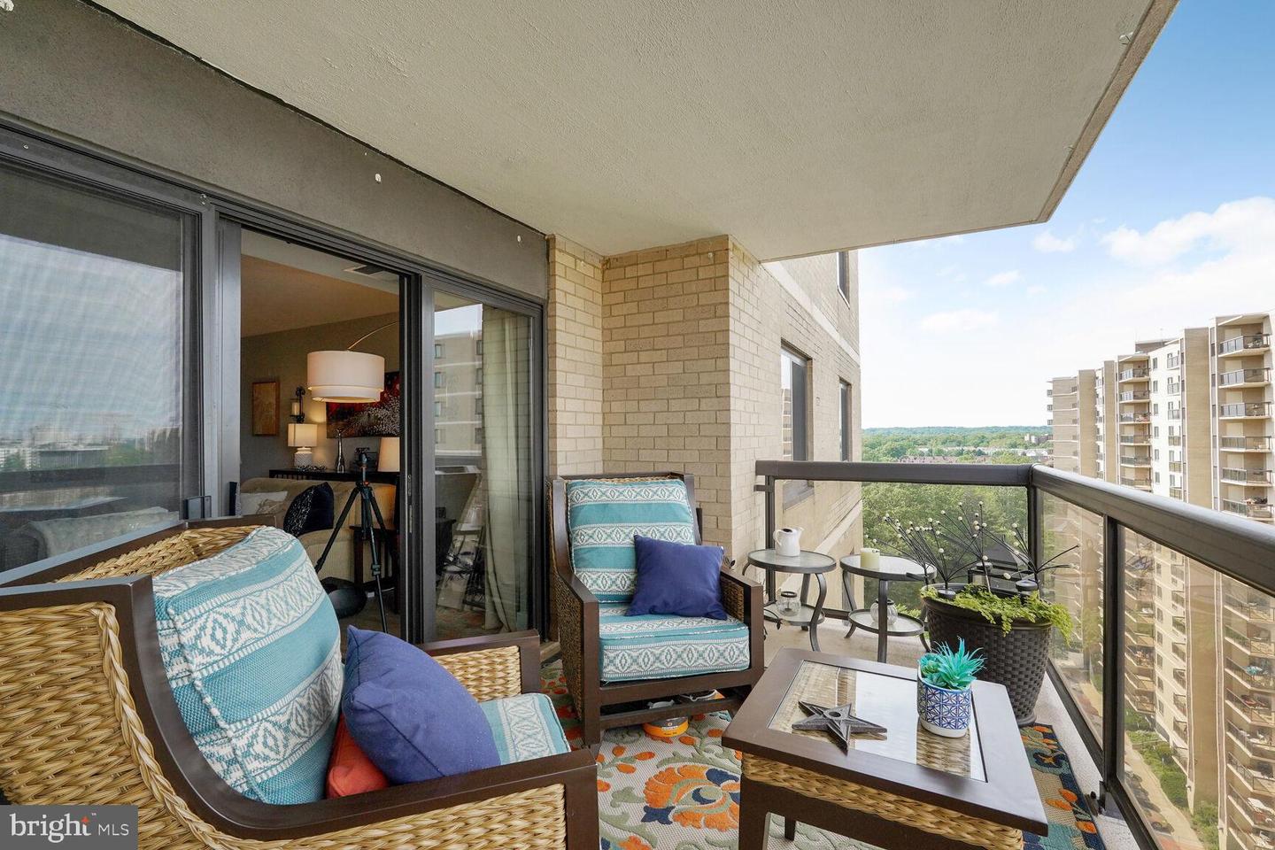 309 YOAKUM PKWY #1608, ALEXANDRIA, Virginia 22304, 3 Bedrooms Bedrooms, ,2 BathroomsBathrooms,Residential,For sale,309 YOAKUM PKWY #1608,VAAX2044898 MLS # VAAX2044898