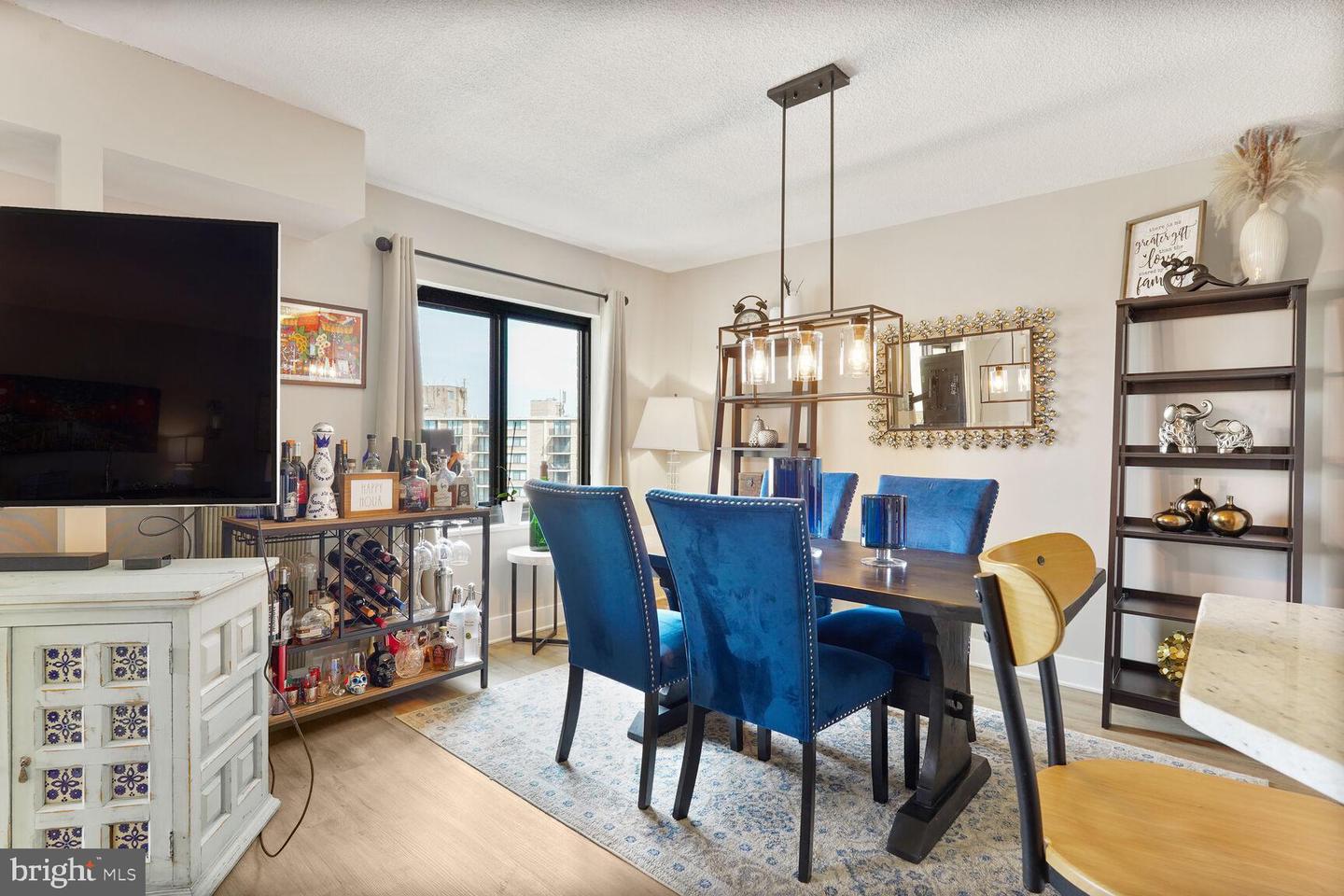 309 YOAKUM PKWY #1608, ALEXANDRIA, Virginia 22304, 3 Bedrooms Bedrooms, ,2 BathroomsBathrooms,Residential,For sale,309 YOAKUM PKWY #1608,VAAX2044898 MLS # VAAX2044898