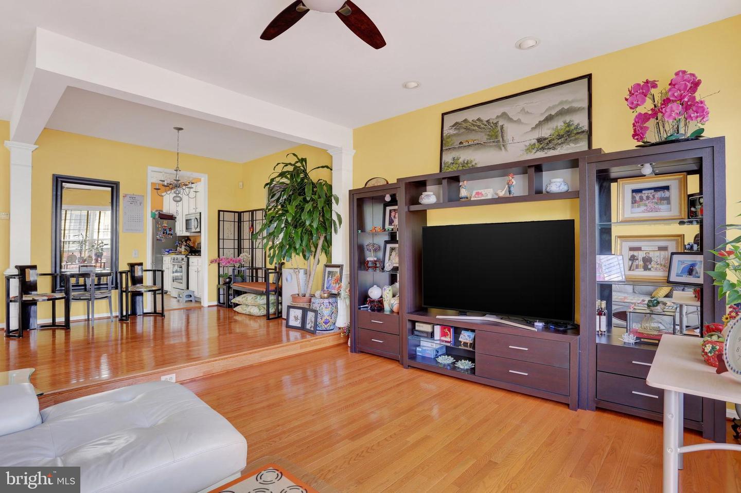 15000 DANUBE WAY, HAYMARKET, Virginia 20169, 4 Bedrooms Bedrooms, ,3 BathroomsBathrooms,Residential,For sale,15000 DANUBE WAY,VAPW2093888 MLS # VAPW2093888