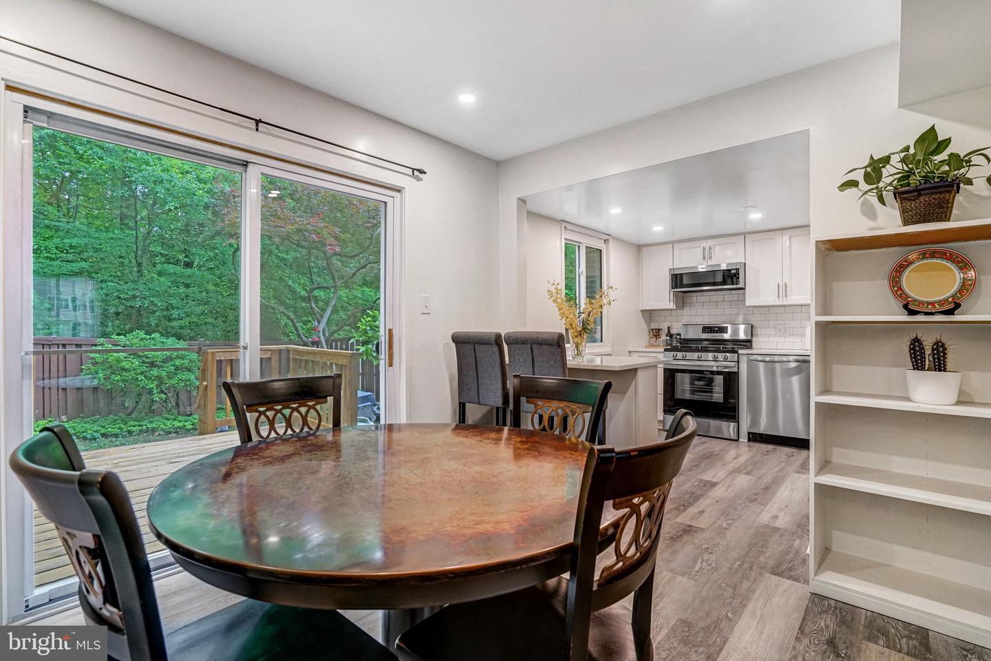 5111 ARRIT COURT, BURKE, Virginia 22015, 2 Bedrooms Bedrooms, ,1 BathroomBathrooms,Residential,For sale,5111 ARRIT COURT,VAFX2238552 MLS # VAFX2238552