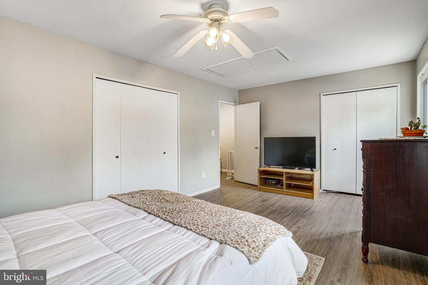 5111 ARRIT COURT, BURKE, Virginia 22015, 2 Bedrooms Bedrooms, ,1 BathroomBathrooms,Residential,For sale,5111 ARRIT COURT,VAFX2238552 MLS # VAFX2238552