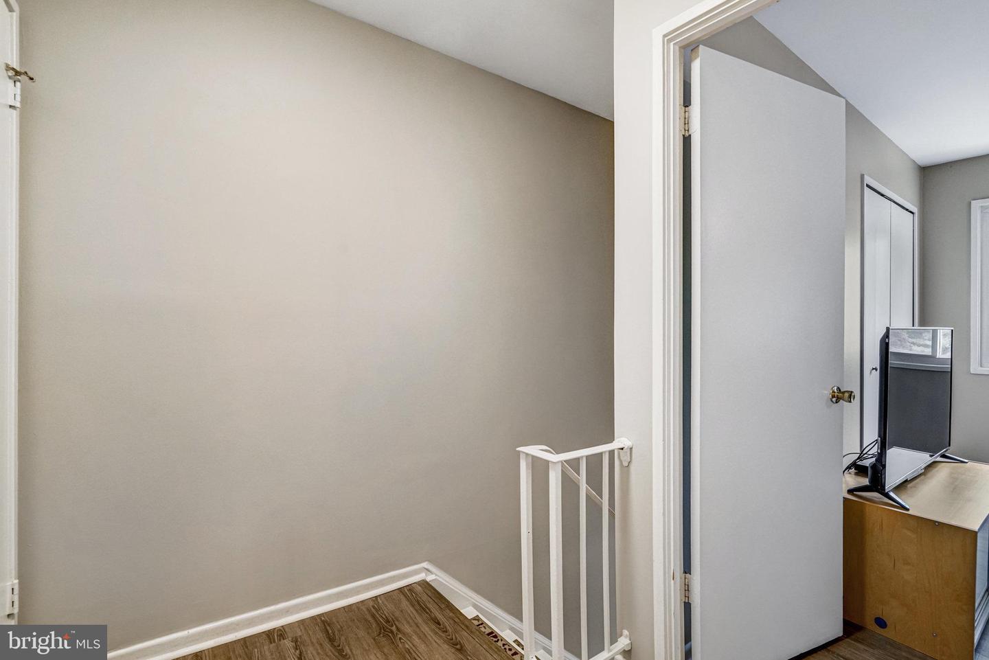 5111 ARRIT COURT, BURKE, Virginia 22015, 2 Bedrooms Bedrooms, ,1 BathroomBathrooms,Residential,For sale,5111 ARRIT COURT,VAFX2238552 MLS # VAFX2238552