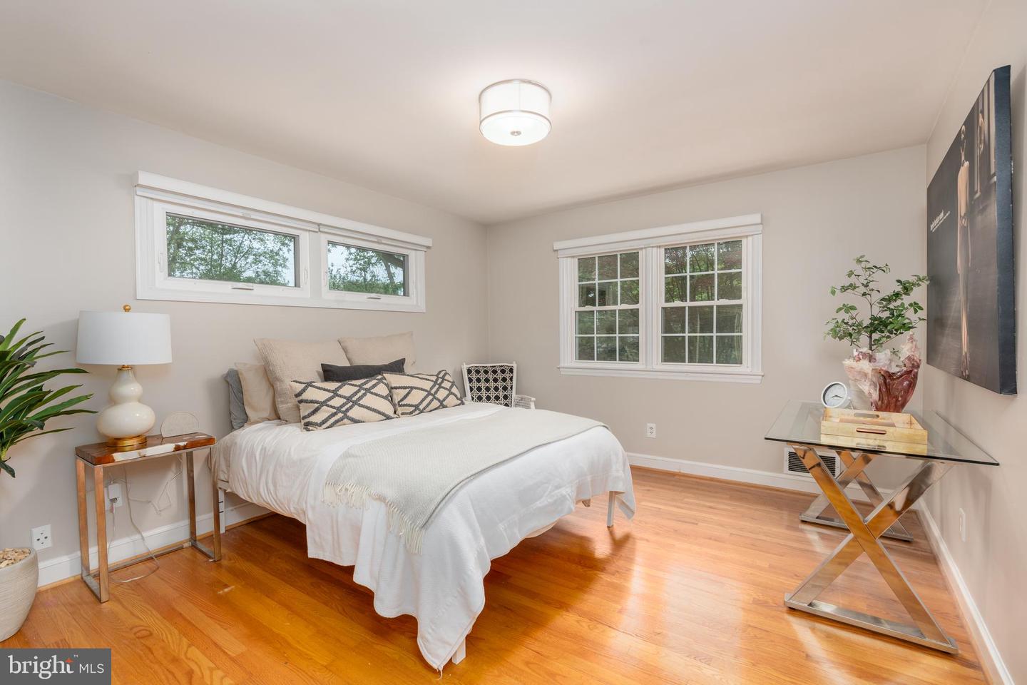 7407 CHURCHILL RD, MCLEAN, Virginia 22101, 4 Bedrooms Bedrooms, ,2 BathroomsBathrooms,Residential,For sale,7407 CHURCHILL RD,VAFX2238612 MLS # VAFX2238612