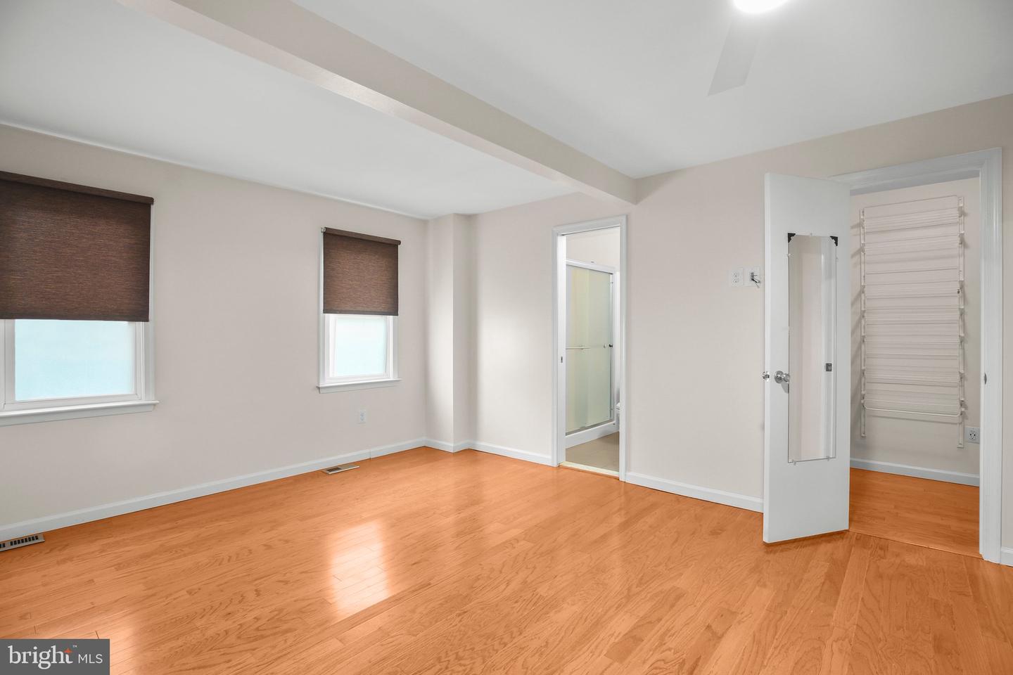 1417 FRANKLIN ST, FREDERICKSBURG, Virginia 22401, 2 Bedrooms Bedrooms, ,2 BathroomsBathrooms,Residential,For sale,1417 FRANKLIN ST,VAFB2008116 MLS # VAFB2008116