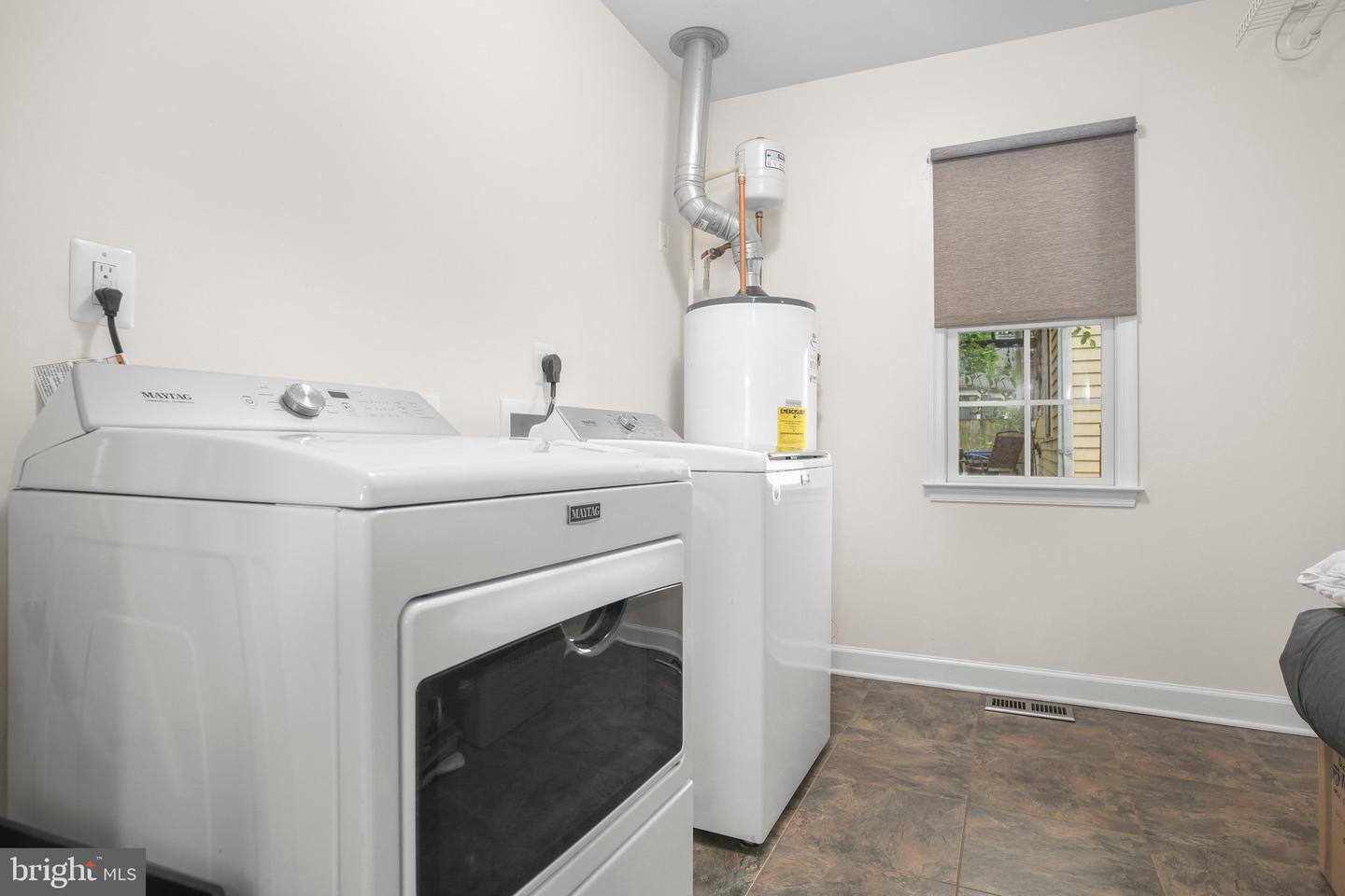 1417 FRANKLIN ST, FREDERICKSBURG, Virginia 22401, 2 Bedrooms Bedrooms, ,2 BathroomsBathrooms,Residential,For sale,1417 FRANKLIN ST,VAFB2008116 MLS # VAFB2008116