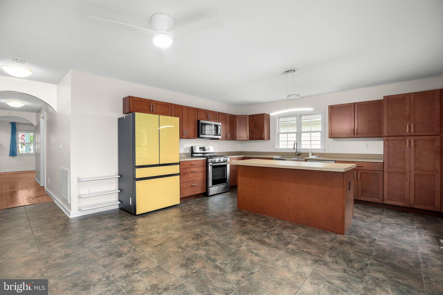 1417 FRANKLIN ST, FREDERICKSBURG, Virginia 22401, 2 Bedrooms Bedrooms, ,2 BathroomsBathrooms,Residential,For sale,1417 FRANKLIN ST,VAFB2008116 MLS # VAFB2008116