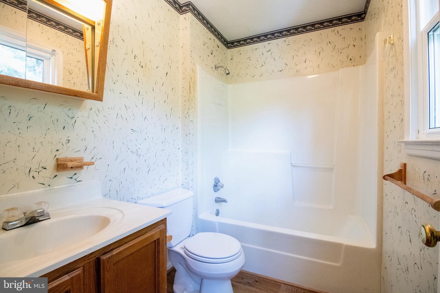 2529 N SHARLAINE DR, STAUNTON, Virginia 24401, 4 Bedrooms Bedrooms, ,2 BathroomsBathrooms,Residential,For sale,2529 N SHARLAINE DR,VASC2000654 MLS # VASC2000654