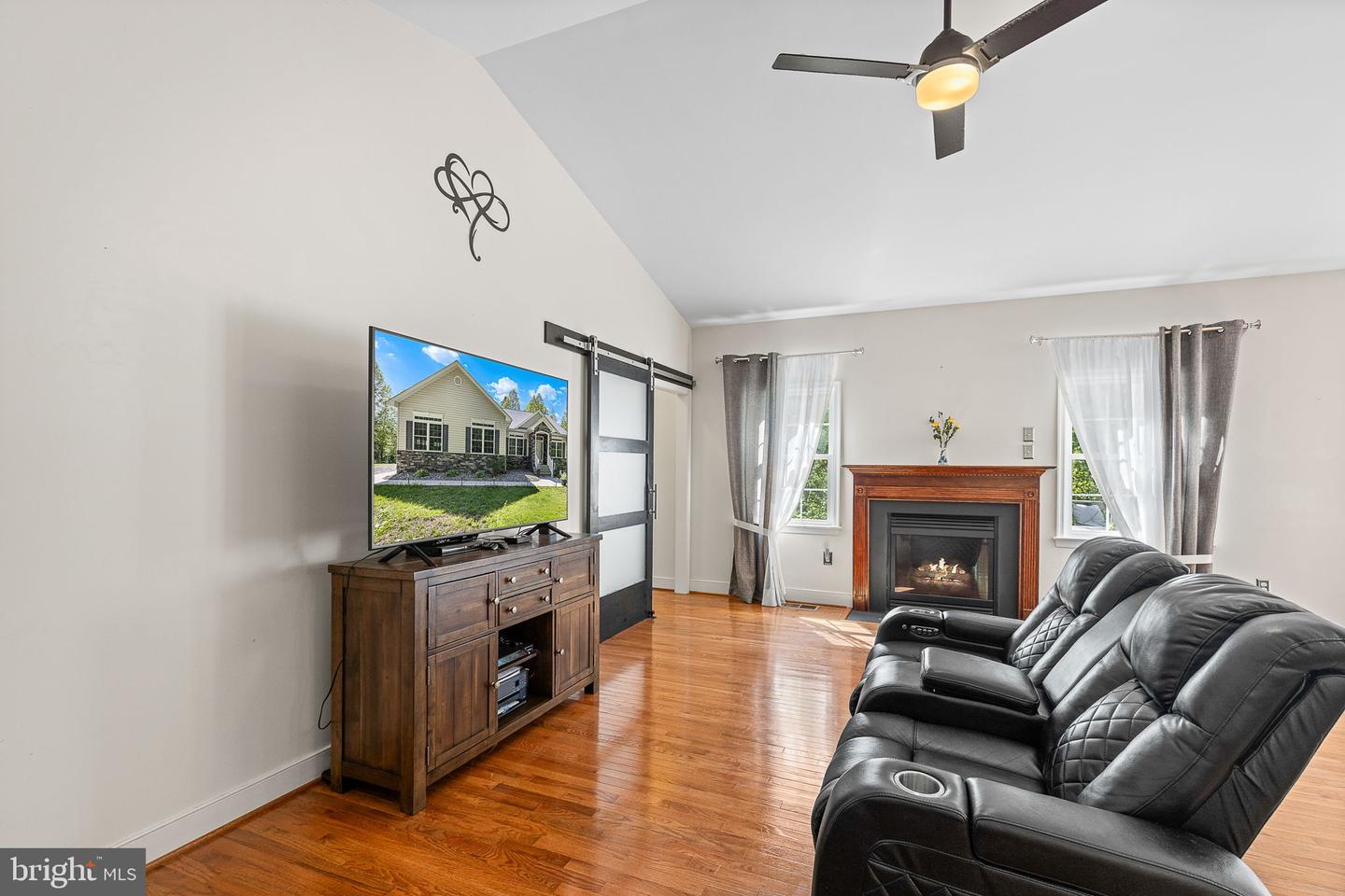 107 SHADY CREEK LN, FREDERICKSBURG, Virginia 22406, 5 Bedrooms Bedrooms, ,3 BathroomsBathrooms,Residential,For sale,107 SHADY CREEK LN,VAST2038492 MLS # VAST2038492