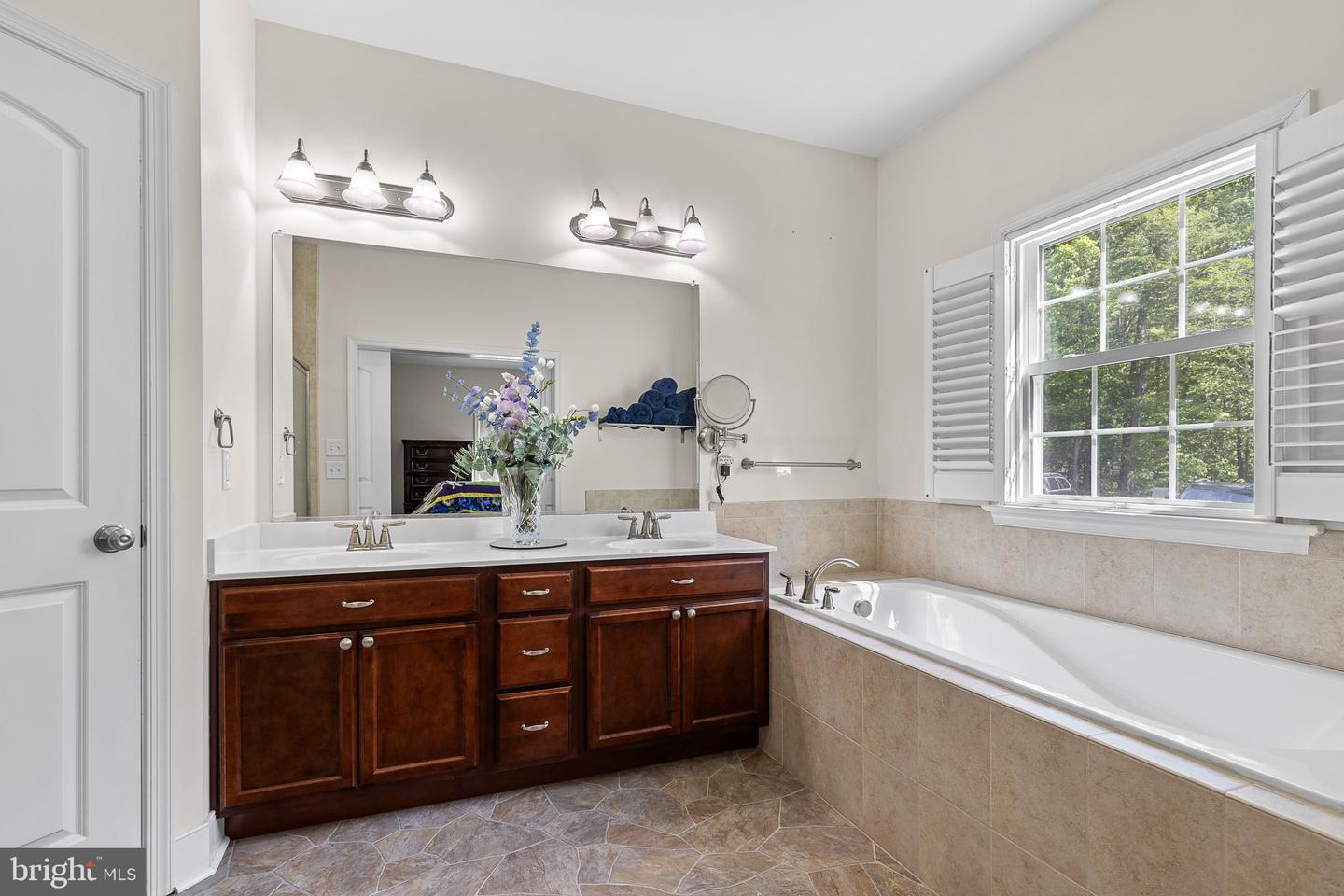 107 SHADY CREEK LN, FREDERICKSBURG, Virginia 22406, 5 Bedrooms Bedrooms, ,3 BathroomsBathrooms,Residential,For sale,107 SHADY CREEK LN,VAST2038492 MLS # VAST2038492