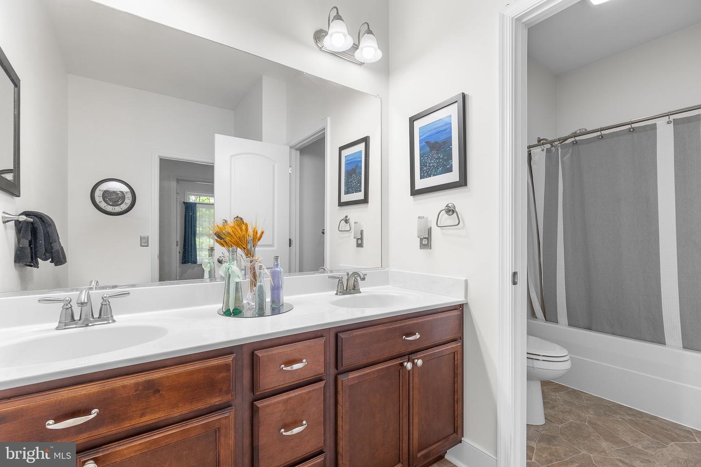 107 SHADY CREEK LN, FREDERICKSBURG, Virginia 22406, 5 Bedrooms Bedrooms, ,3 BathroomsBathrooms,Residential,For sale,107 SHADY CREEK LN,VAST2038492 MLS # VAST2038492