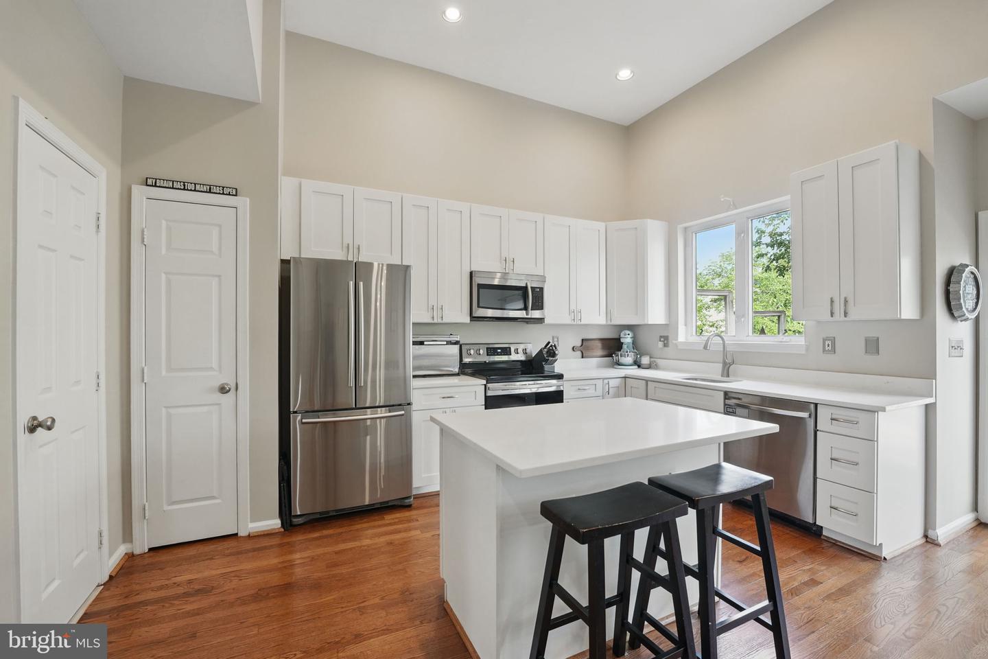 2566 JAMES MONROE CIR, HERNDON, Virginia 20171, 3 Bedrooms Bedrooms, ,3 BathroomsBathrooms,Residential,For sale,2566 JAMES MONROE CIR,VAFX2238400 MLS # VAFX2238400