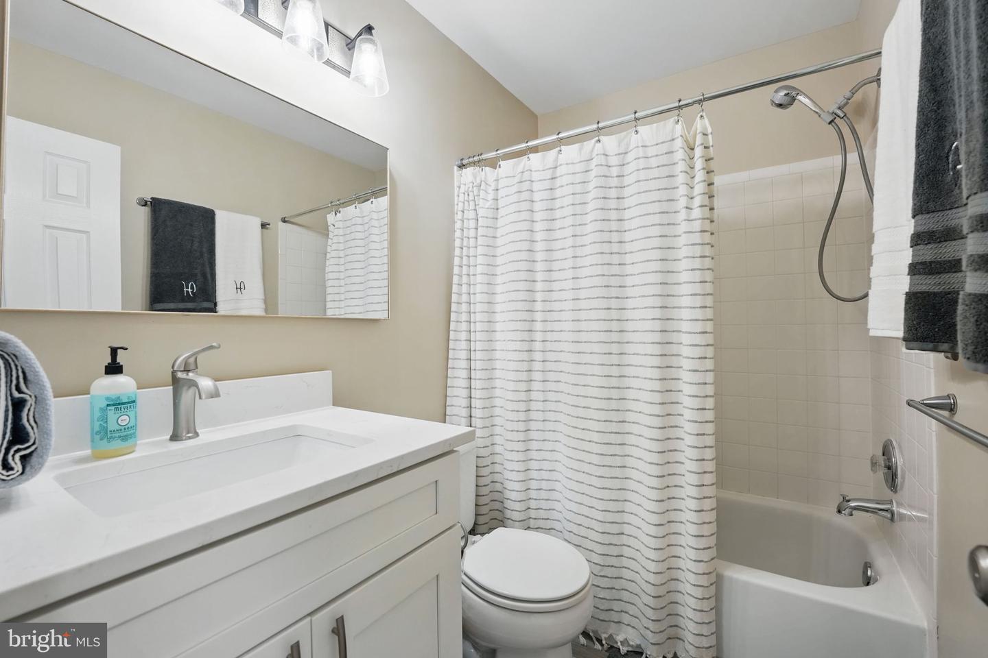 2566 JAMES MONROE CIR, HERNDON, Virginia 20171, 3 Bedrooms Bedrooms, ,3 BathroomsBathrooms,Residential,For sale,2566 JAMES MONROE CIR,VAFX2238400 MLS # VAFX2238400