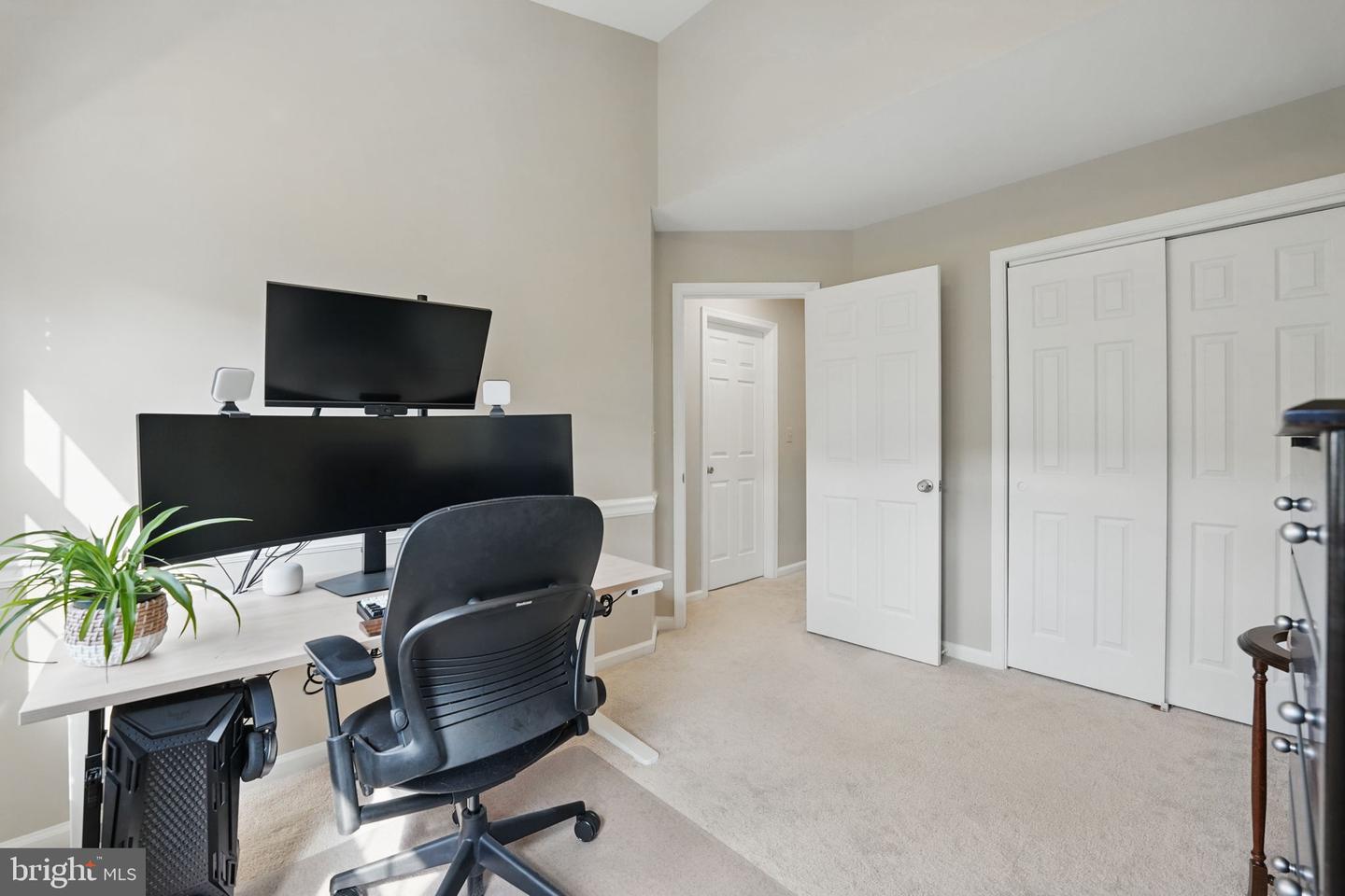2566 JAMES MONROE CIR, HERNDON, Virginia 20171, 3 Bedrooms Bedrooms, ,3 BathroomsBathrooms,Residential,For sale,2566 JAMES MONROE CIR,VAFX2238400 MLS # VAFX2238400