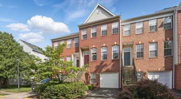 2566 JAMES MONROE CIR, HERNDON, Virginia 20171, 3 Bedrooms Bedrooms, ,3 BathroomsBathrooms,Residential,For sale,2566 JAMES MONROE CIR,VAFX2238400 MLS # VAFX2238400