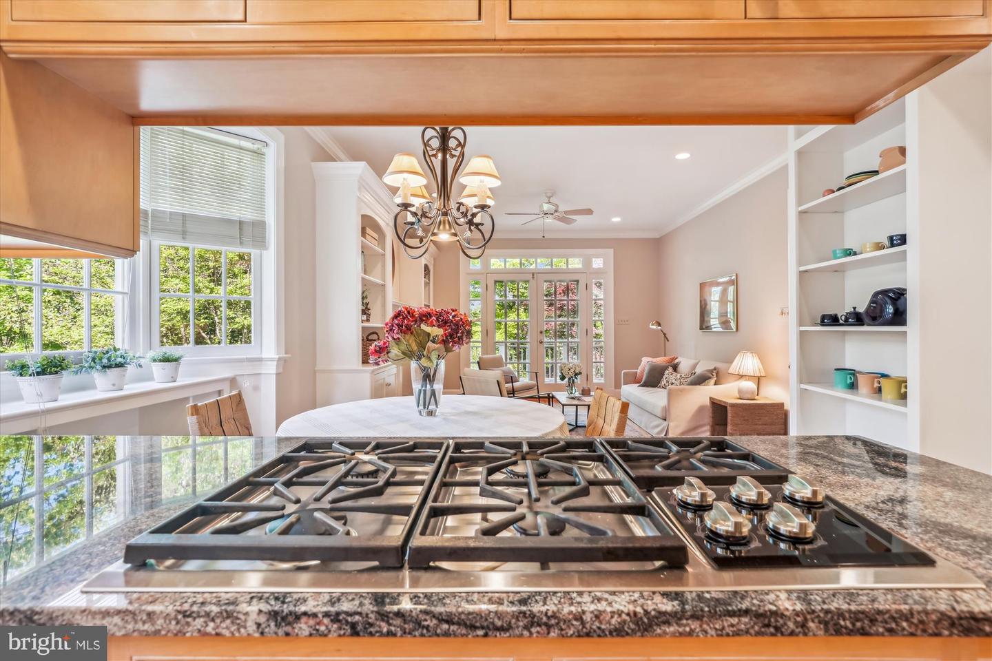 2929 EDDINGTON TER, ALEXANDRIA, Virginia 22302, 4 Bedrooms Bedrooms, ,3 BathroomsBathrooms,Residential,For sale,2929 EDDINGTON TER,VAAX2044916 MLS # VAAX2044916