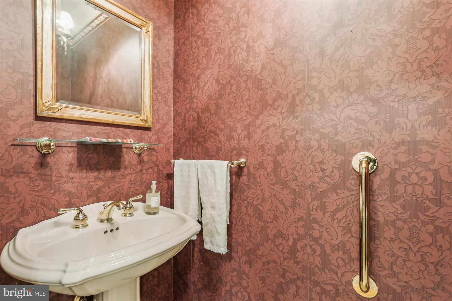 2929 EDDINGTON TER, ALEXANDRIA, Virginia 22302, 4 Bedrooms Bedrooms, ,3 BathroomsBathrooms,Residential,For sale,2929 EDDINGTON TER,VAAX2044916 MLS # VAAX2044916