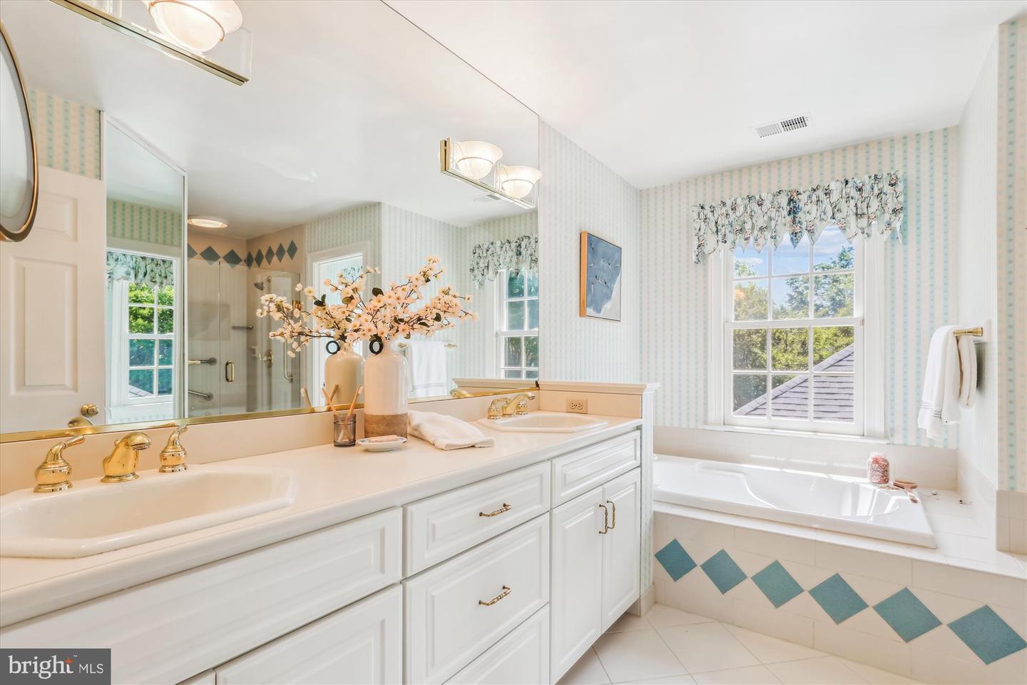 2929 EDDINGTON TER, ALEXANDRIA, Virginia 22302, 4 Bedrooms Bedrooms, ,3 BathroomsBathrooms,Residential,For sale,2929 EDDINGTON TER,VAAX2044916 MLS # VAAX2044916