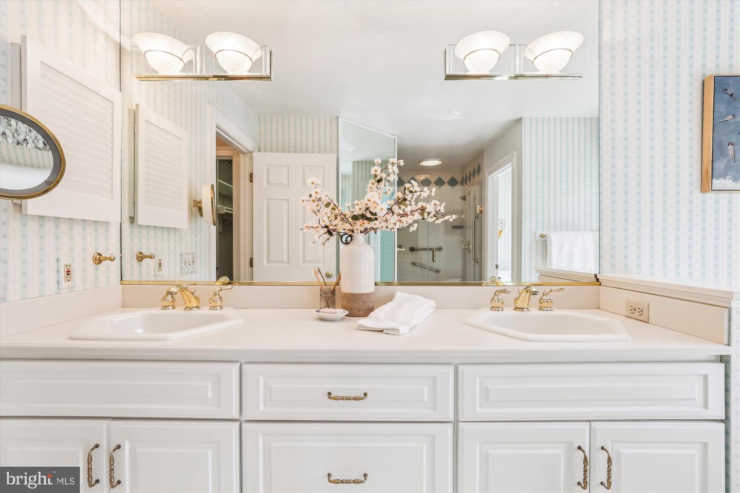 2929 EDDINGTON TER, ALEXANDRIA, Virginia 22302, 4 Bedrooms Bedrooms, ,3 BathroomsBathrooms,Residential,For sale,2929 EDDINGTON TER,VAAX2044916 MLS # VAAX2044916