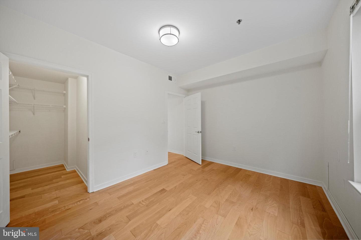 1641 INTERNATIONAL DR #215, MCLEAN, Virginia 22102, 2 Bedrooms Bedrooms, ,2 BathroomsBathrooms,Residential,For sale,1641 INTERNATIONAL DR #215,VAFX2238930 MLS # VAFX2238930