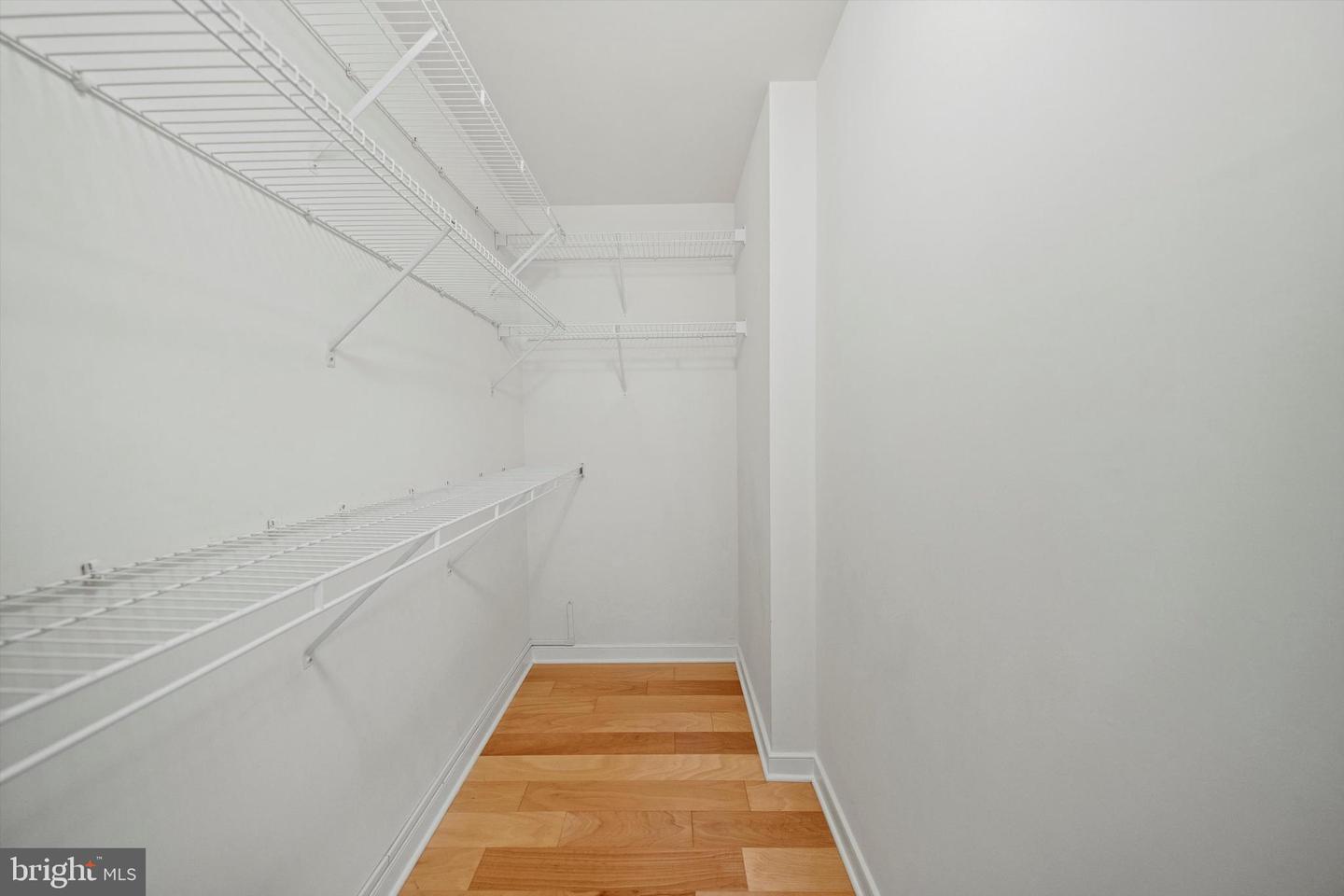 1641 INTERNATIONAL DR #215, MCLEAN, Virginia 22102, 2 Bedrooms Bedrooms, ,2 BathroomsBathrooms,Residential,For sale,1641 INTERNATIONAL DR #215,VAFX2238930 MLS # VAFX2238930