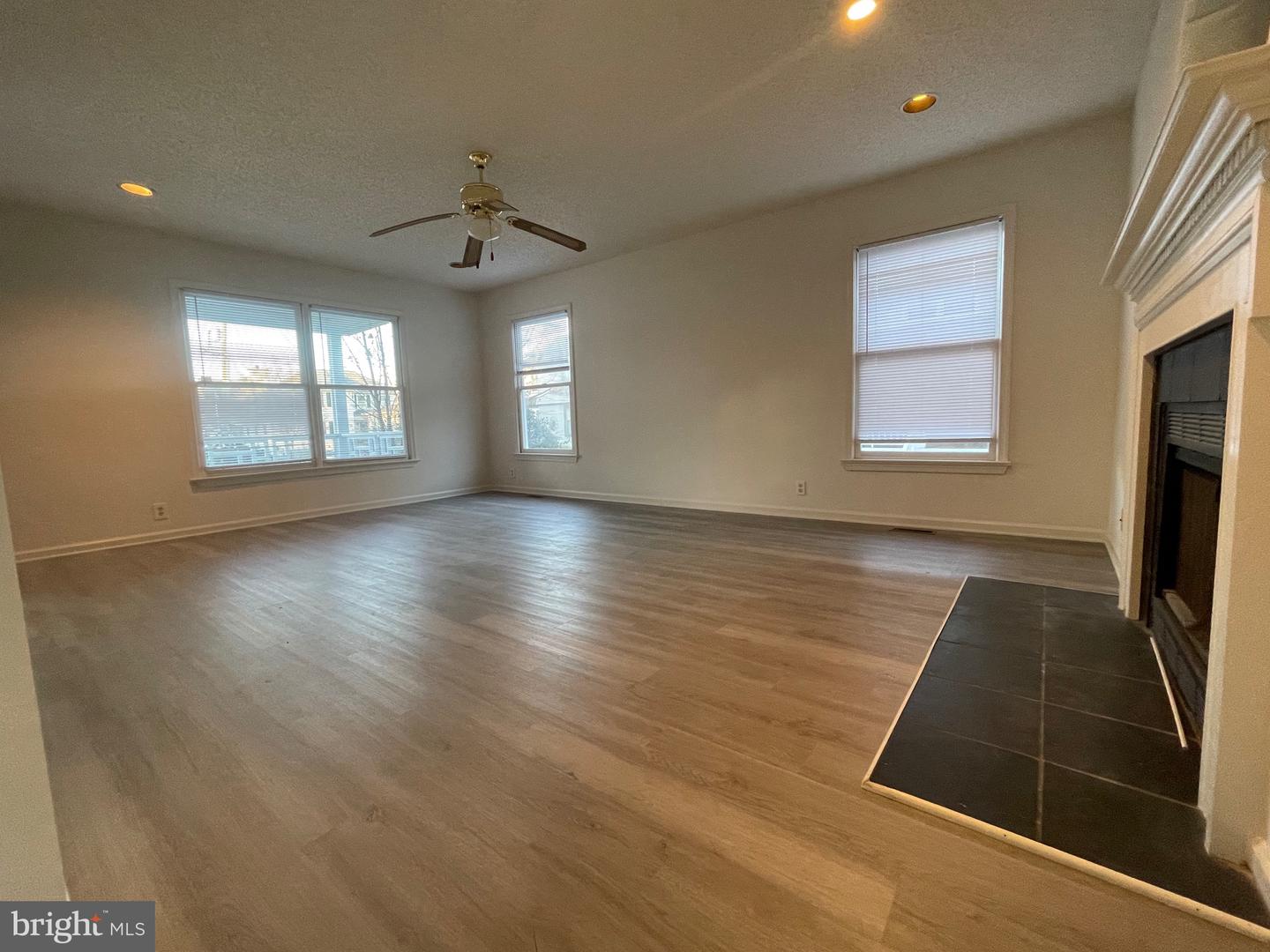 409 CONNECTICUT AVE, NORFOLK, Virginia 23508, 4 Bedrooms Bedrooms, ,2 BathroomsBathrooms,Residential,For sale,409 CONNECTICUT AVE,VANF2000074 MLS # VANF2000074