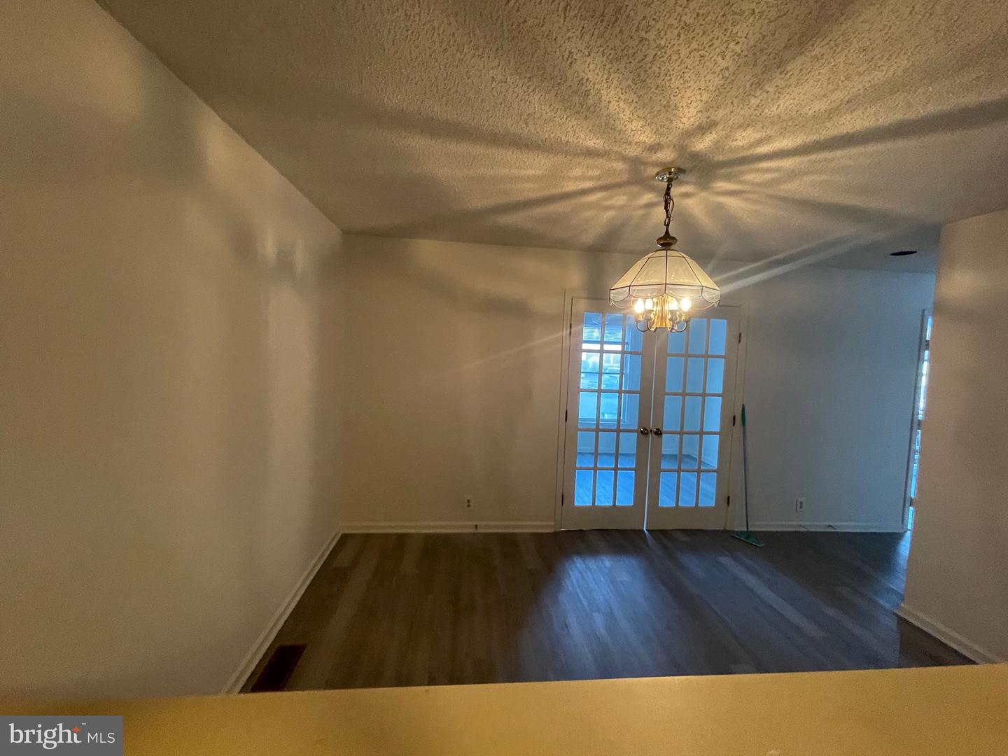 409 CONNECTICUT AVE, NORFOLK, Virginia 23508, 4 Bedrooms Bedrooms, ,2 BathroomsBathrooms,Residential,For sale,409 CONNECTICUT AVE,VANF2000074 MLS # VANF2000074