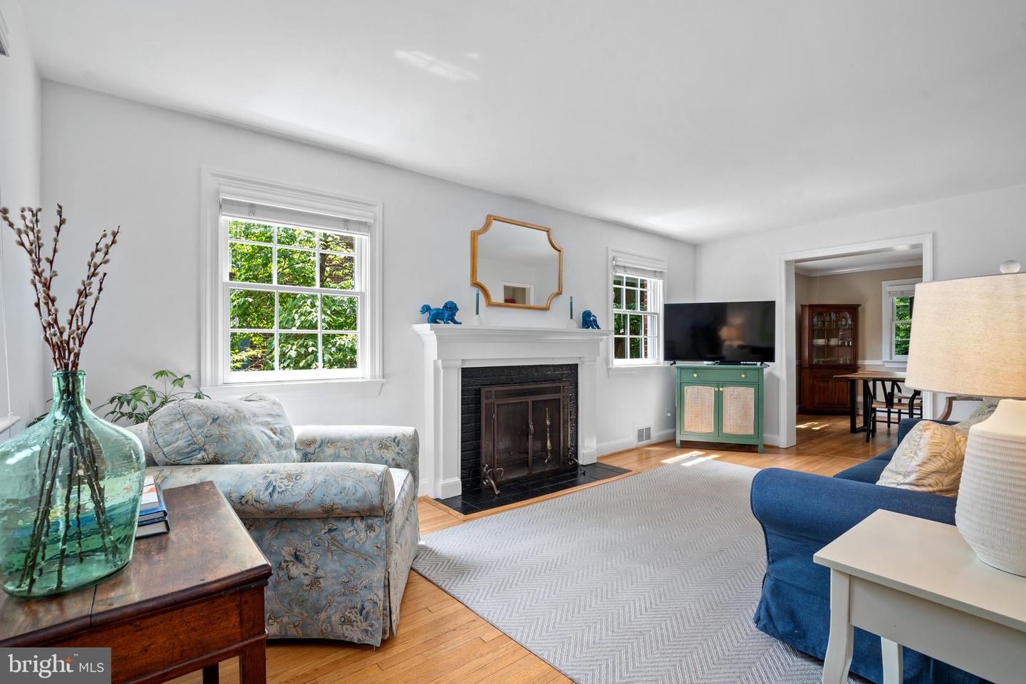 6105 BROOK DR, FALLS CHURCH, Virginia 22044, 4 Bedrooms Bedrooms, ,2 BathroomsBathrooms,Residential,For sale,6105 BROOK DR,VAFX2238838 MLS # VAFX2238838
