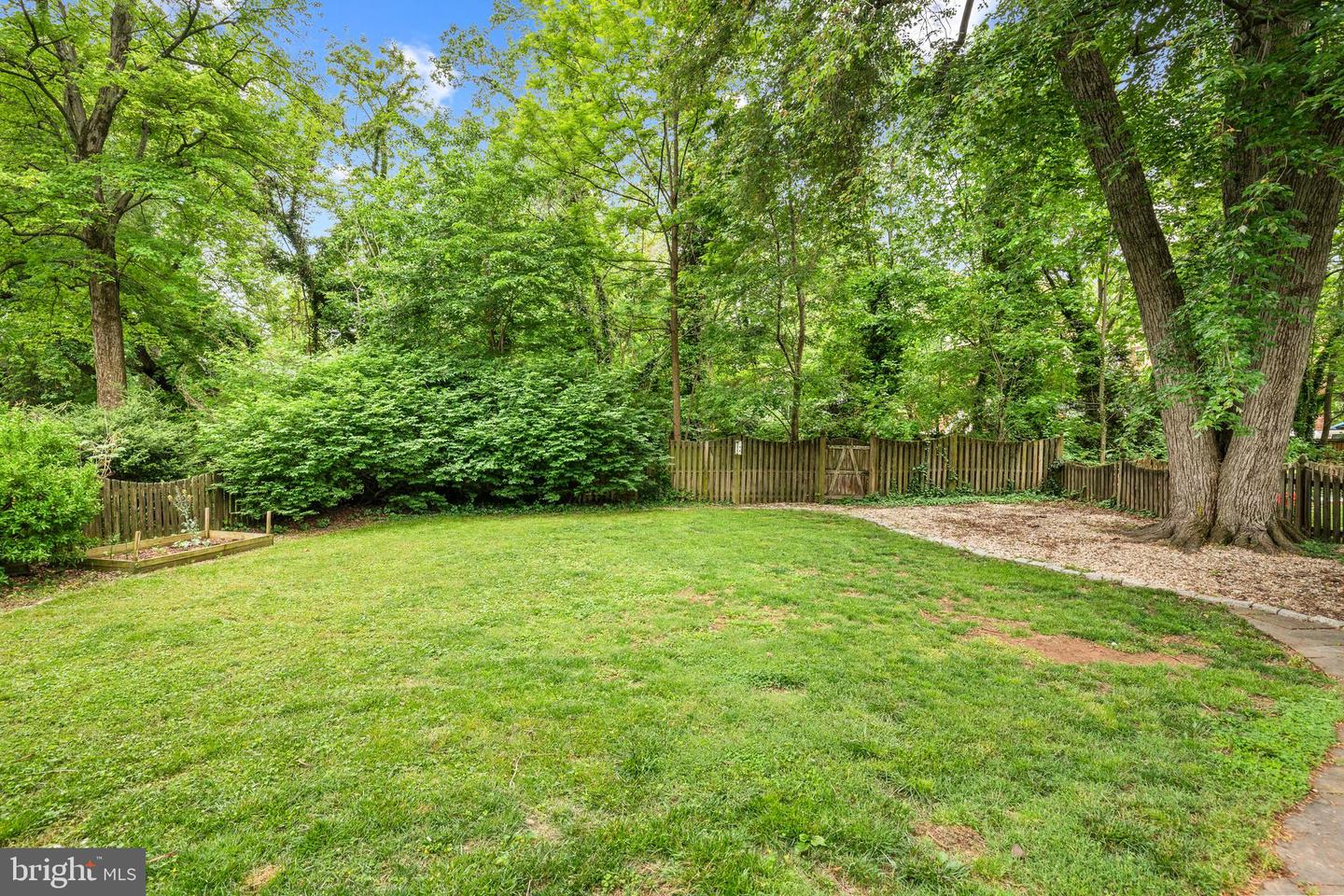 6105 BROOK DR, FALLS CHURCH, Virginia 22044, 4 Bedrooms Bedrooms, ,2 BathroomsBathrooms,Residential,For sale,6105 BROOK DR,VAFX2238838 MLS # VAFX2238838