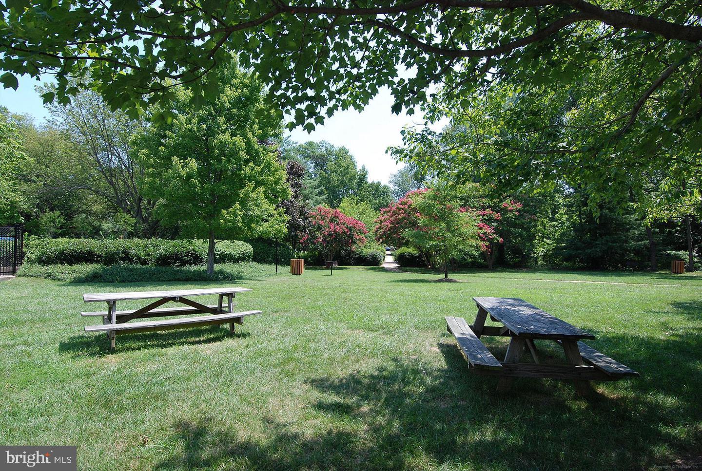 1109 BELLE VIEW BLVD #A2, ALEXANDRIA, Virginia 22307, 2 Bedrooms Bedrooms, ,1 BathroomBathrooms,Residential,For sale,1109 BELLE VIEW BLVD #A2,VAFX2238998 MLS # VAFX2238998