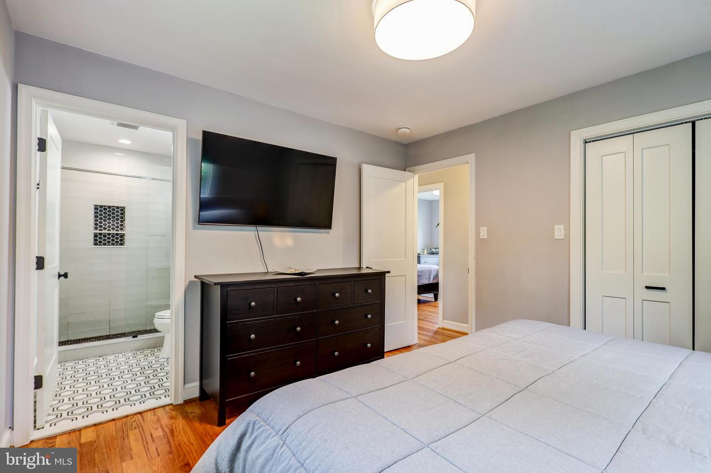 2013 PATRICK HENRY DR, ARLINGTON, Virginia 22205, 4 Bedrooms Bedrooms, ,3 BathroomsBathrooms,Residential,For sale,2013 PATRICK HENRY DR,VAAR2057118 MLS # VAAR2057118