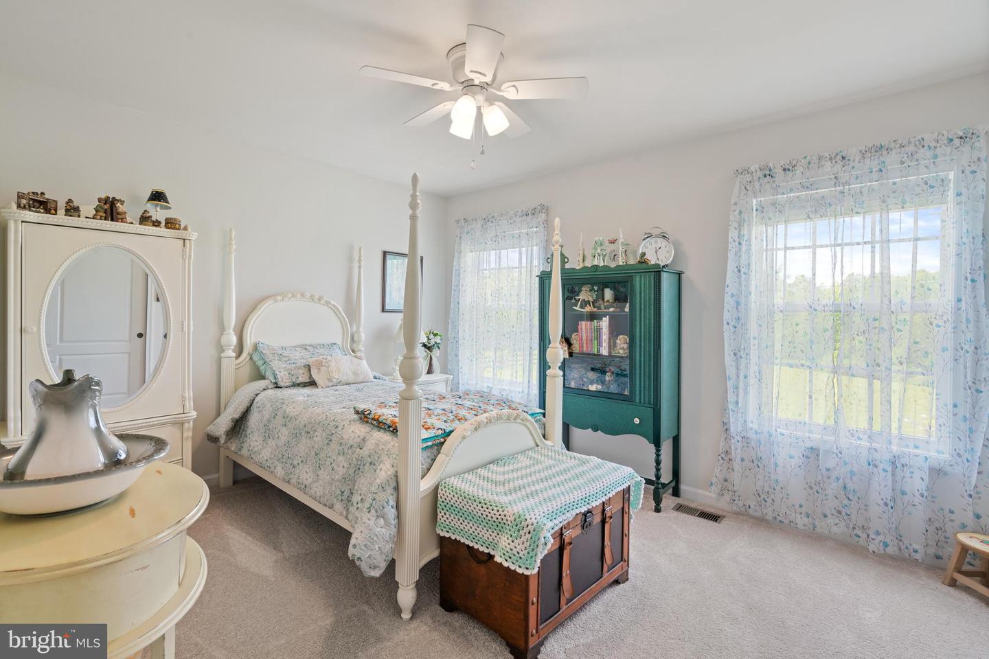 165 KELLOGG MILL RD, FREDERICKSBURG, Virginia 22406, 4 Bedrooms Bedrooms, ,3 BathroomsBathrooms,Residential,For sale,165 KELLOGG MILL RD,VAST2038580 MLS # VAST2038580
