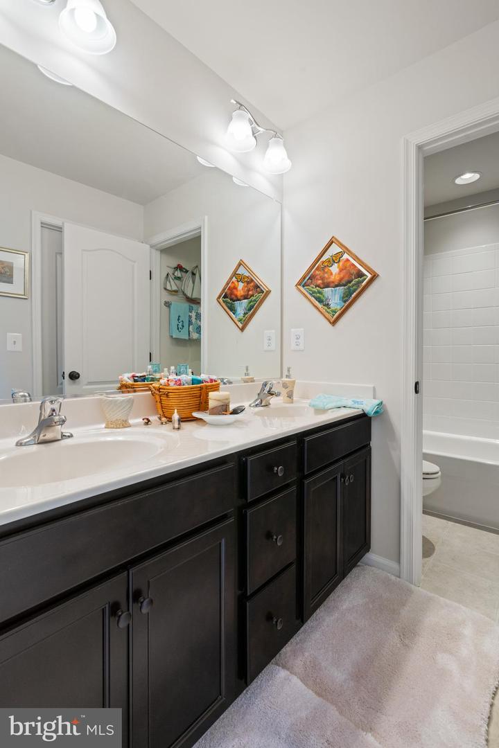 165 KELLOGG MILL RD, FREDERICKSBURG, Virginia 22406, 4 Bedrooms Bedrooms, ,3 BathroomsBathrooms,Residential,For sale,165 KELLOGG MILL RD,VAST2038580 MLS # VAST2038580