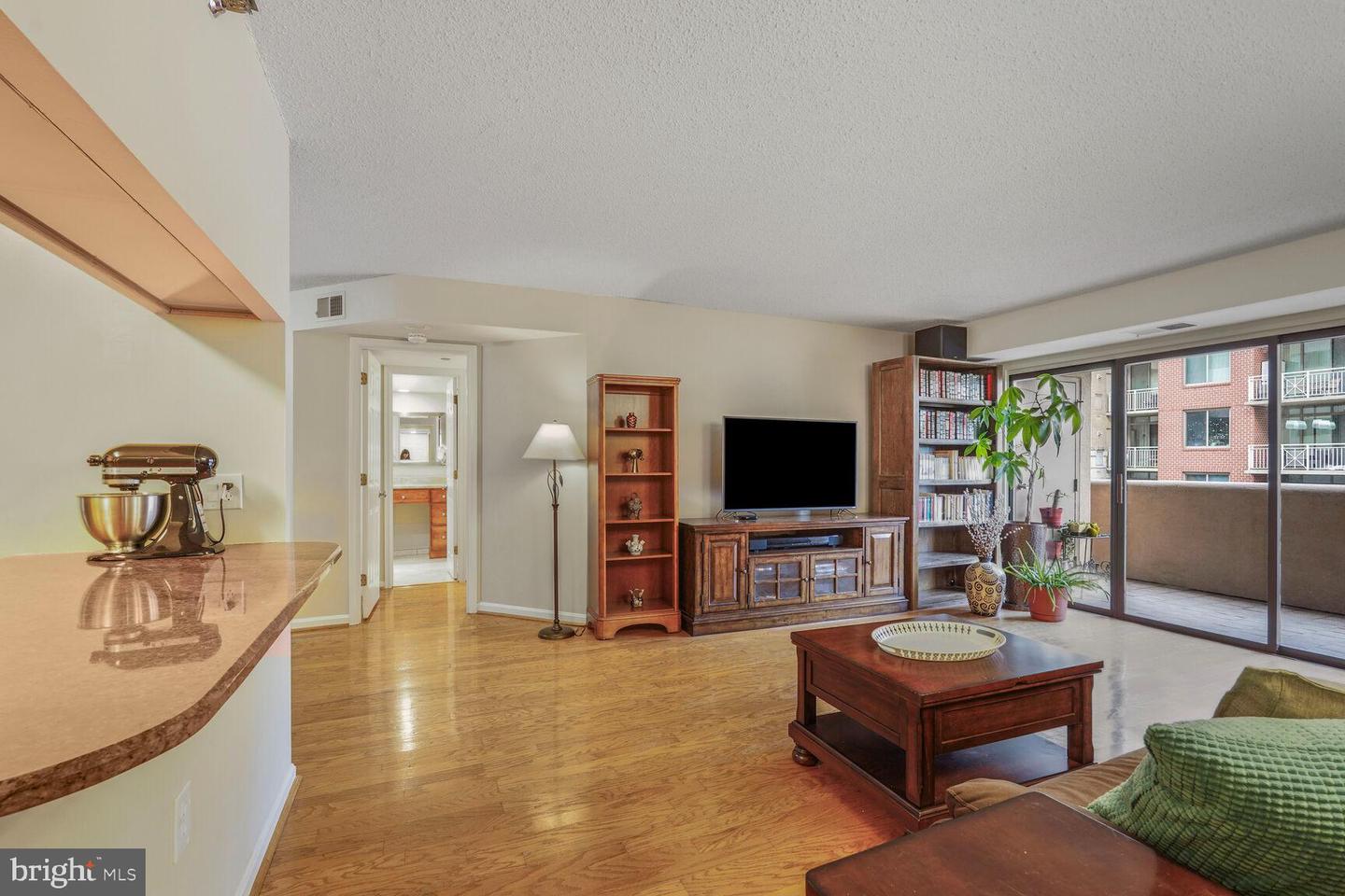 1301 N COURTHOUSE RD #810, ARLINGTON, Virginia 22201, 2 Bedrooms Bedrooms, ,2 BathroomsBathrooms,Residential,For sale,1301 N COURTHOUSE RD #810,VAAR2057122 MLS # VAAR2057122