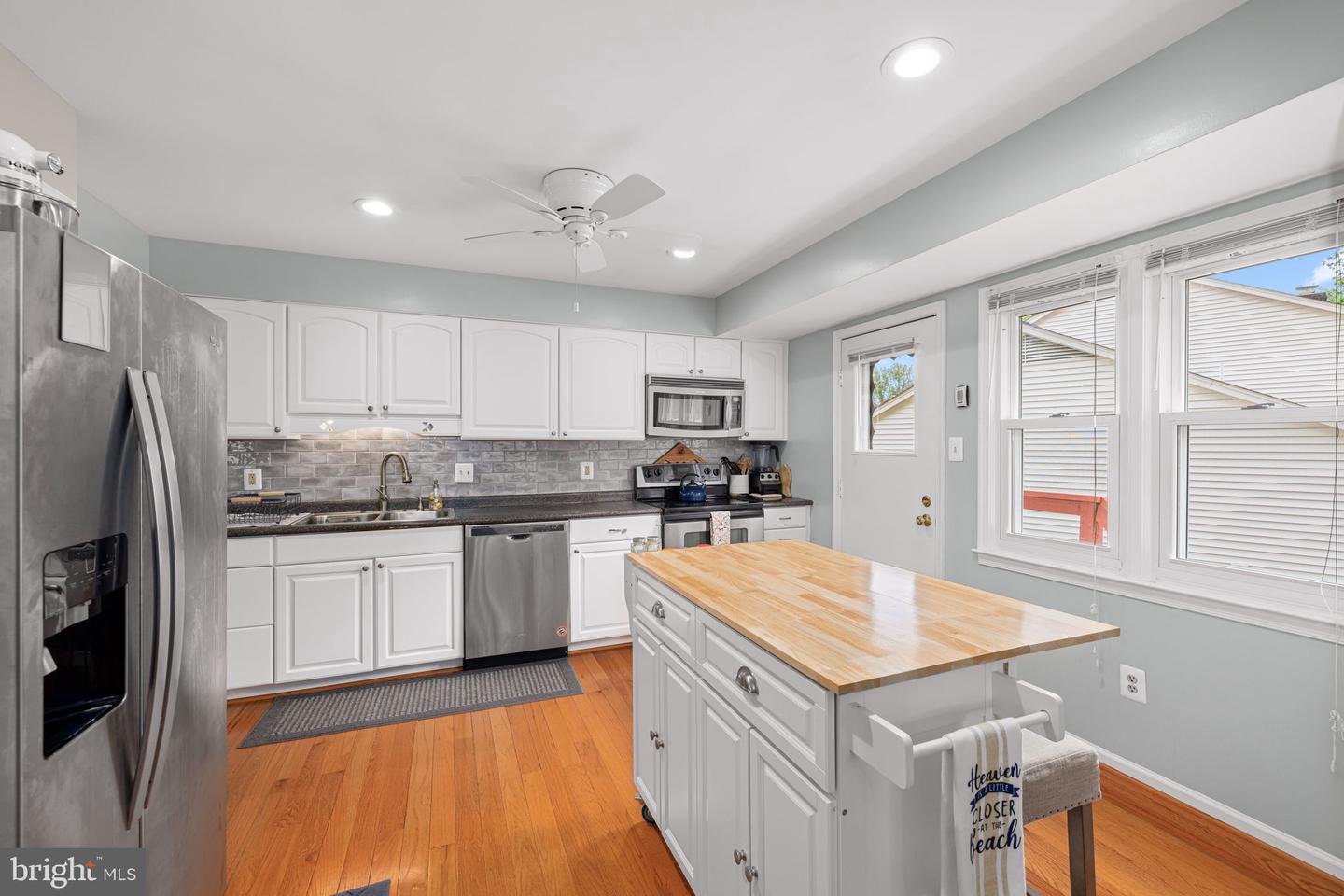 7316 OUTHAUL LN, BURKE, Virginia 22015, 5 Bedrooms Bedrooms, ,3 BathroomsBathrooms,Residential,For sale,7316 OUTHAUL LN,VAFX2239064 MLS # VAFX2239064