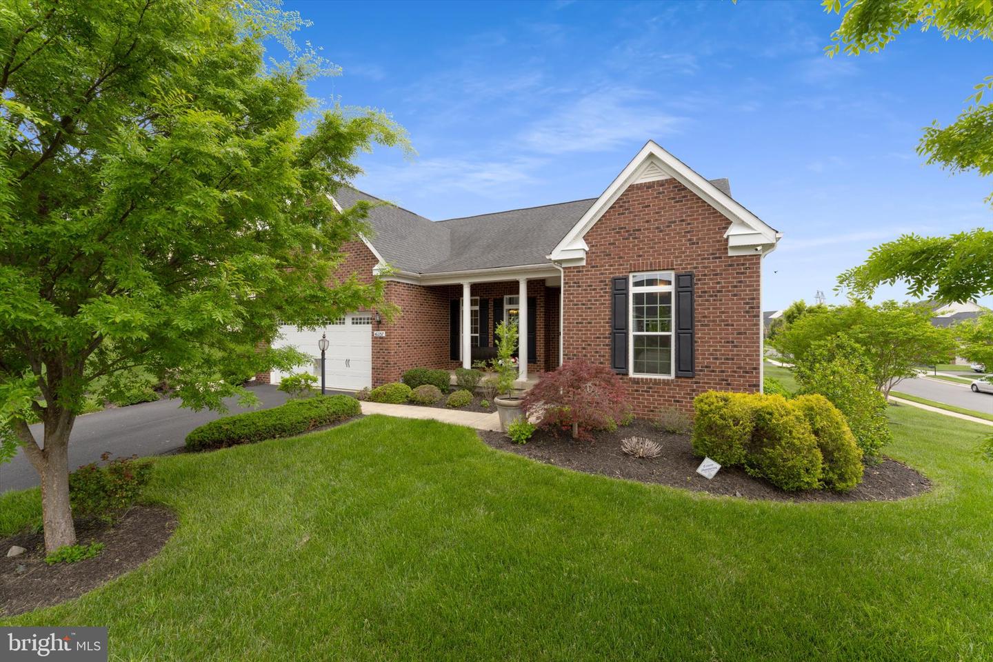42257 WATLING CT, CHANTILLY, Virginia 20152, 3 Bedrooms Bedrooms, 16 Rooms Rooms,3 BathroomsBathrooms,Residential,For sale,42257 WATLING CT,VALO2095778 MLS # VALO2095778