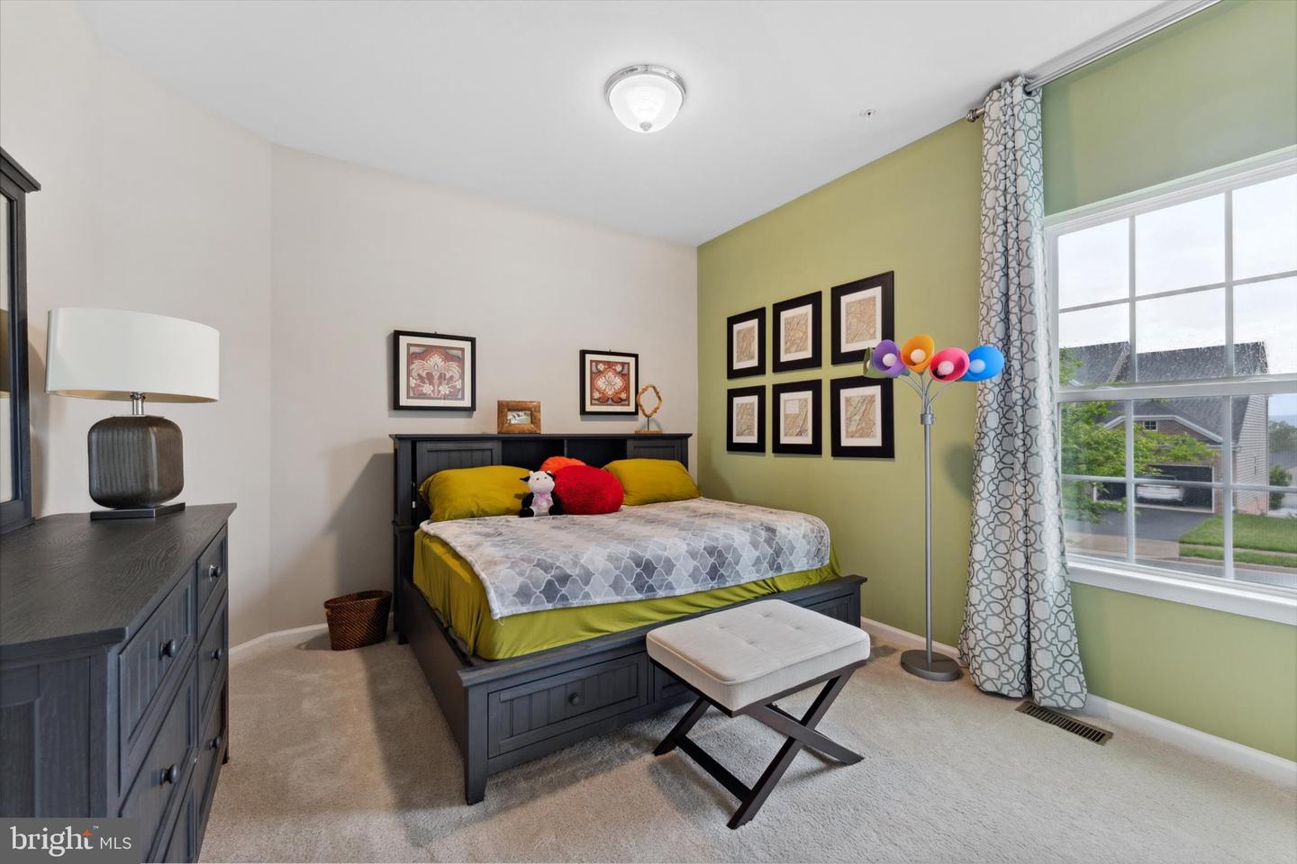 42257 WATLING CT, CHANTILLY, Virginia 20152, 3 Bedrooms Bedrooms, 16 Rooms Rooms,3 BathroomsBathrooms,Residential,For sale,42257 WATLING CT,VALO2095778 MLS # VALO2095778