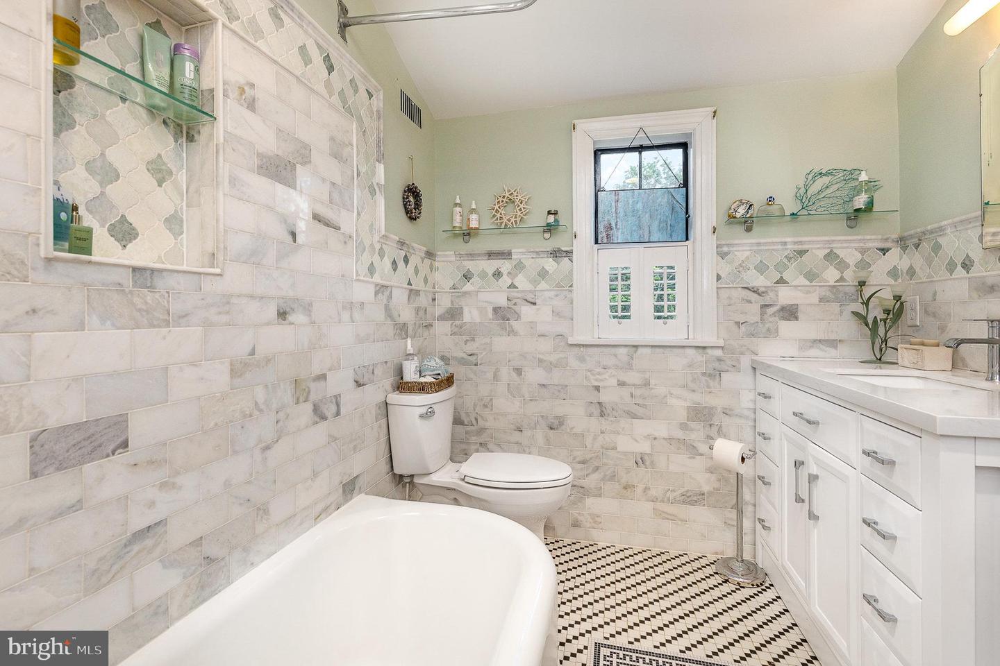 515 MOUNT SALEM AVE, WASHINGTON, Virginia 22747, 4 Bedrooms Bedrooms, ,2 BathroomsBathrooms,Residential,For sale,515 MOUNT SALEM AVE,VARP2002070 MLS # VARP2002070