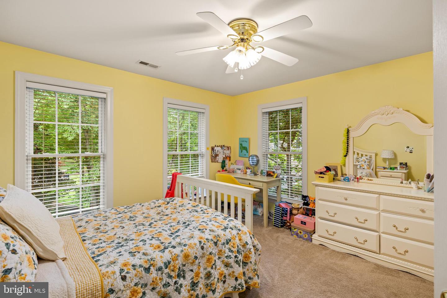 11000 FARMVIEW WAY, SPOTSYLVANIA, Virginia 22551, 4 Bedrooms Bedrooms, ,2 BathroomsBathrooms,Residential,For sale,11000 FARMVIEW WAY,VASP2032914 MLS # VASP2032914