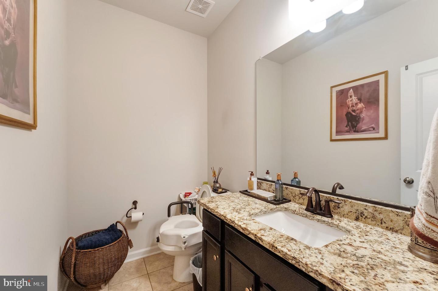 11726 ROBIN WOODS CIR, SPOTSYLVANIA, Virginia 22551, 3 Bedrooms Bedrooms, ,3 BathroomsBathrooms,Residential,For sale,11726 ROBIN WOODS CIR,VASP2032922 MLS # VASP2032922