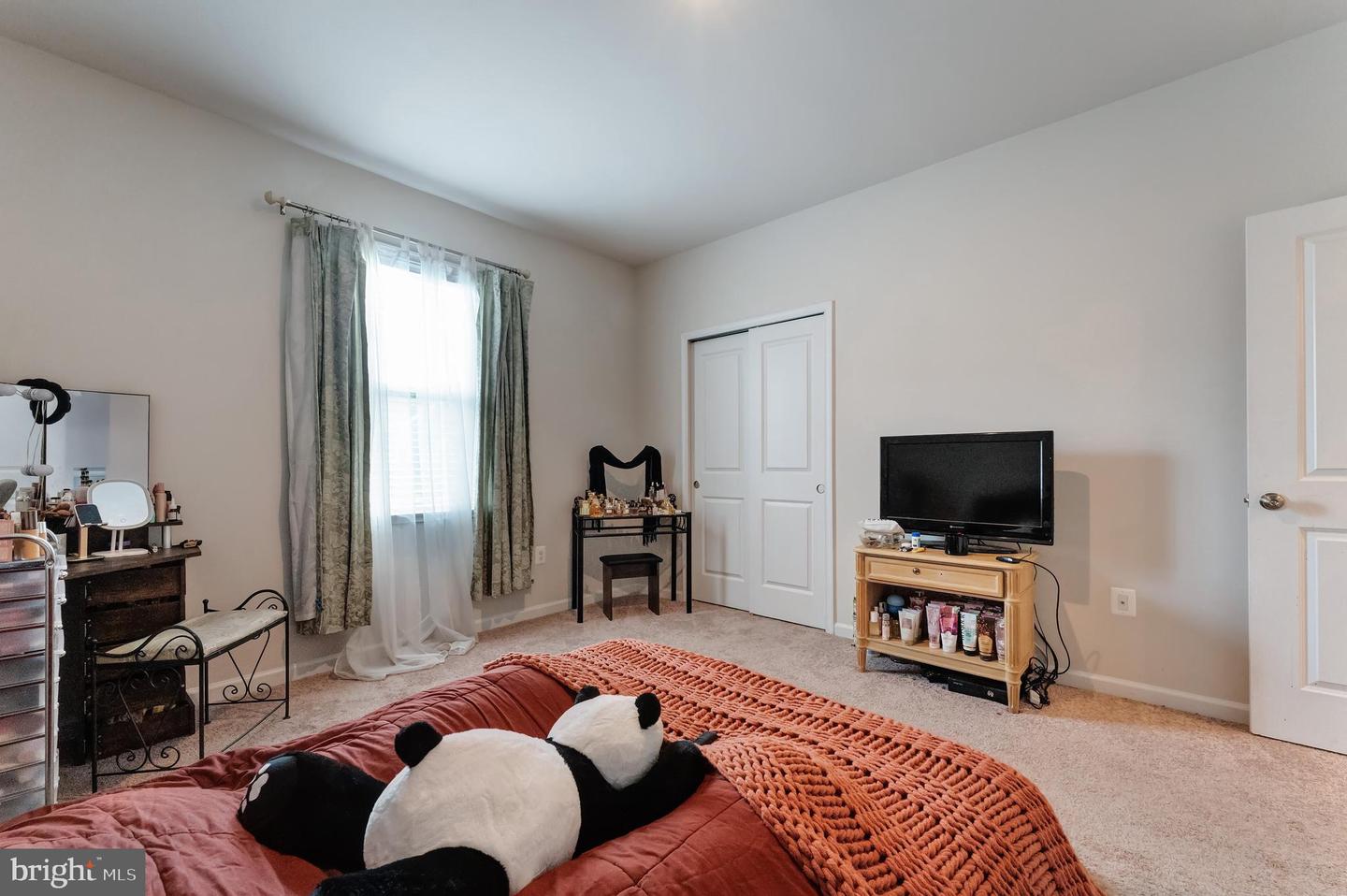 11726 ROBIN WOODS CIR, SPOTSYLVANIA, Virginia 22551, 3 Bedrooms Bedrooms, ,3 BathroomsBathrooms,Residential,For sale,11726 ROBIN WOODS CIR,VASP2032922 MLS # VASP2032922