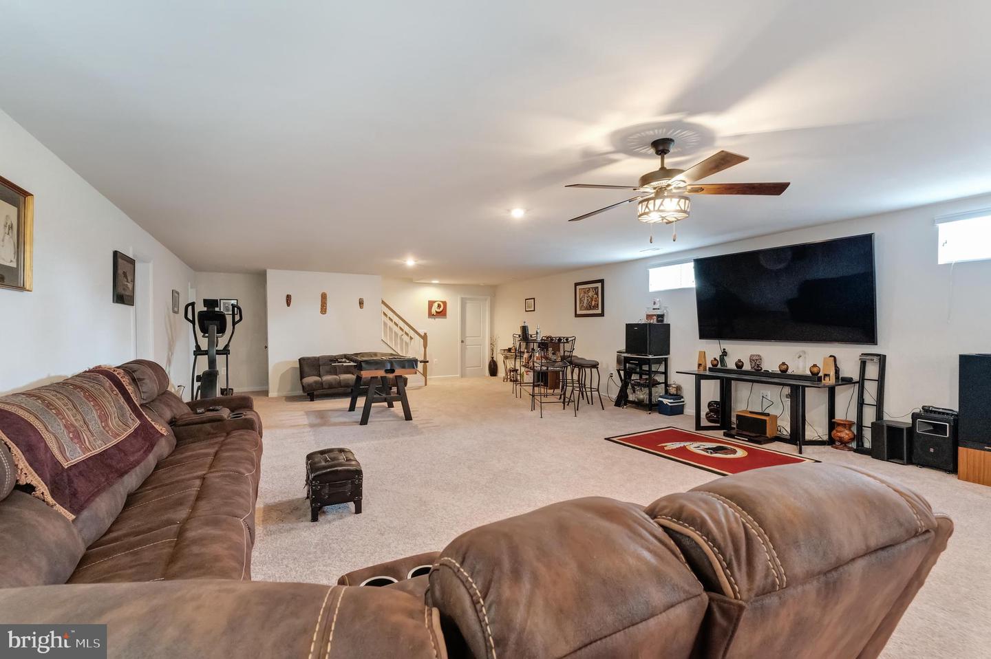 11726 ROBIN WOODS CIR, SPOTSYLVANIA, Virginia 22551, 3 Bedrooms Bedrooms, ,3 BathroomsBathrooms,Residential,For sale,11726 ROBIN WOODS CIR,VASP2032922 MLS # VASP2032922