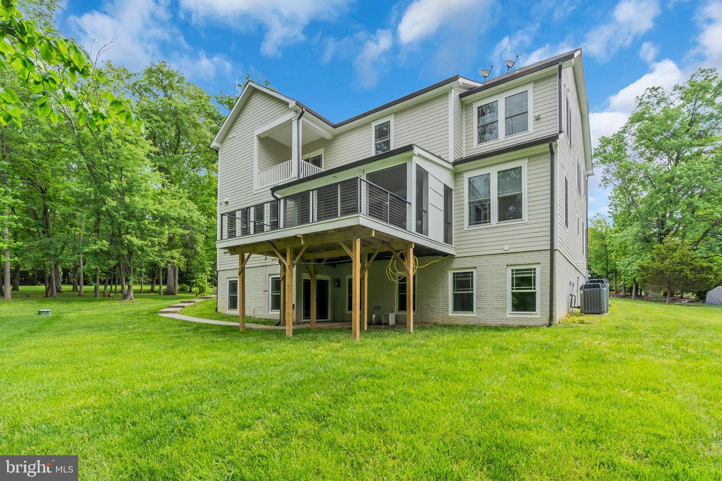 6248 WOODFAIR DR, FAIRFAX STATION, Virginia 22039, 7 Bedrooms Bedrooms, ,6 BathroomsBathrooms,Residential,For sale,6248 WOODFAIR DR,VAFX2239138 MLS # VAFX2239138