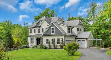 6248 WOODFAIR DR, FAIRFAX STATION, Virginia 22039, 7 Bedrooms Bedrooms, ,6 BathroomsBathrooms,Residential,For sale,6248 WOODFAIR DR,VAFX2239138 MLS # VAFX2239138