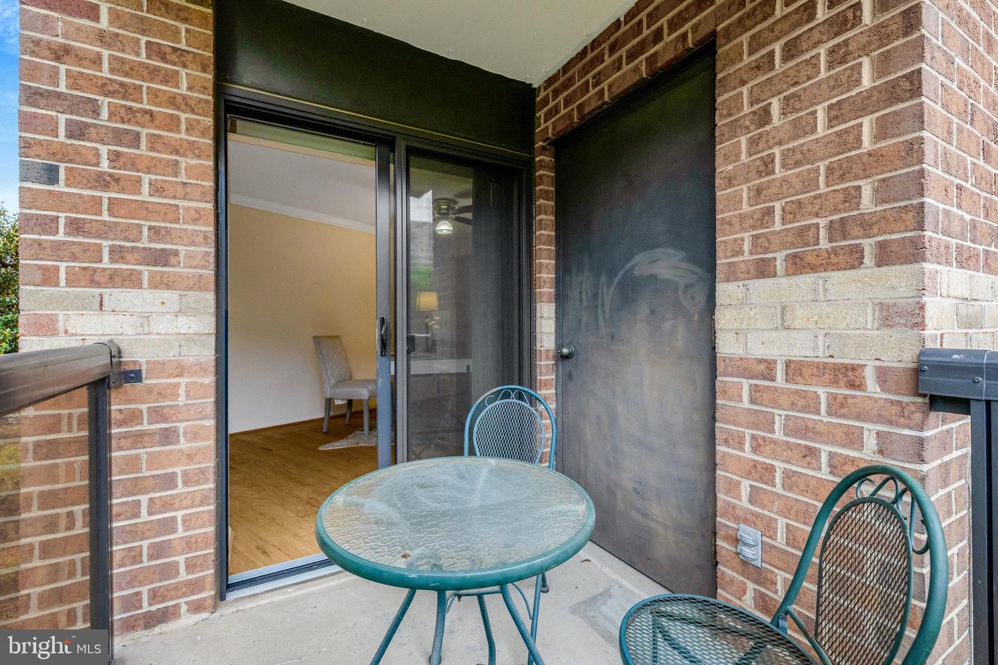 8360 GREENSBORO DR #212, MCLEAN, Virginia 22102, 3 Bedrooms Bedrooms, ,2 BathroomsBathrooms,Residential,For sale,8360 GREENSBORO DR #212,VAFX2238966 MLS # VAFX2238966
