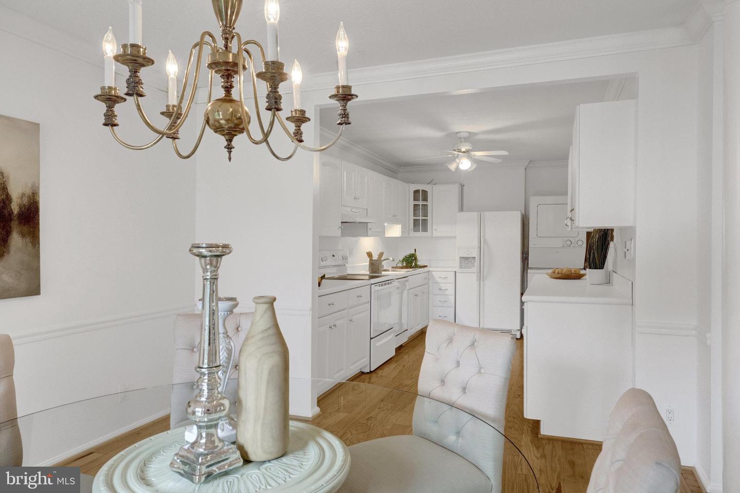 8360 GREENSBORO DR #212, MCLEAN, Virginia 22102, 3 Bedrooms Bedrooms, ,2 BathroomsBathrooms,Residential,For sale,8360 GREENSBORO DR #212,VAFX2238966 MLS # VAFX2238966