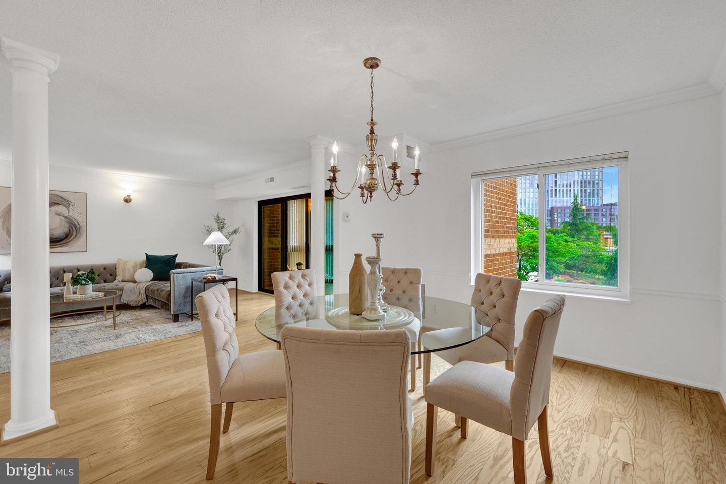 8360 GREENSBORO DR #212, MCLEAN, Virginia 22102, 3 Bedrooms Bedrooms, ,2 BathroomsBathrooms,Residential,For sale,8360 GREENSBORO DR #212,VAFX2238966 MLS # VAFX2238966